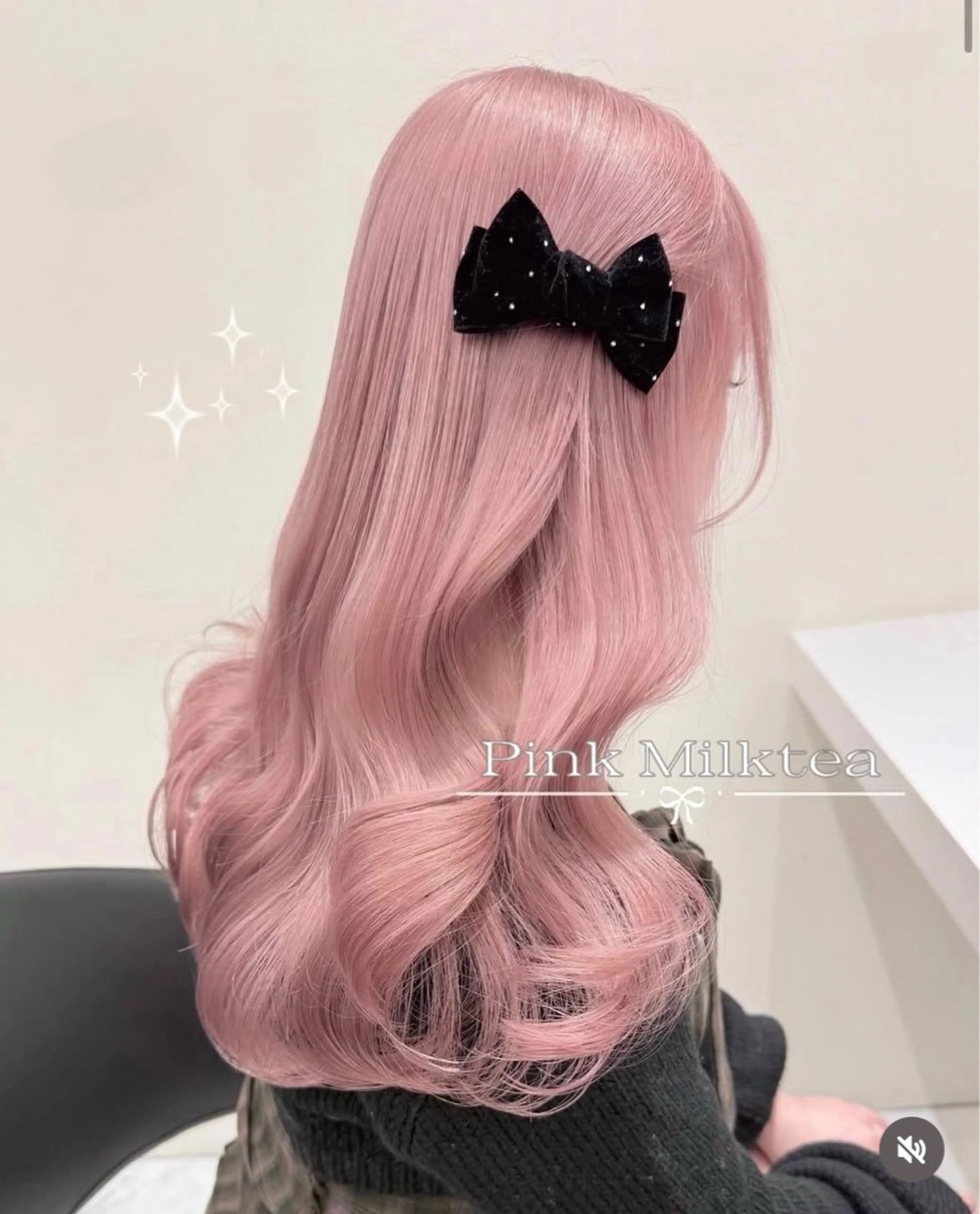 ロング カラー ブリーチ 透明感カラー ハイトーンカラー ラベンダーカラー ラベンダーピンク ヘアカラー ハイトーンカラー💞 くるみ🎀のヘアスタイル