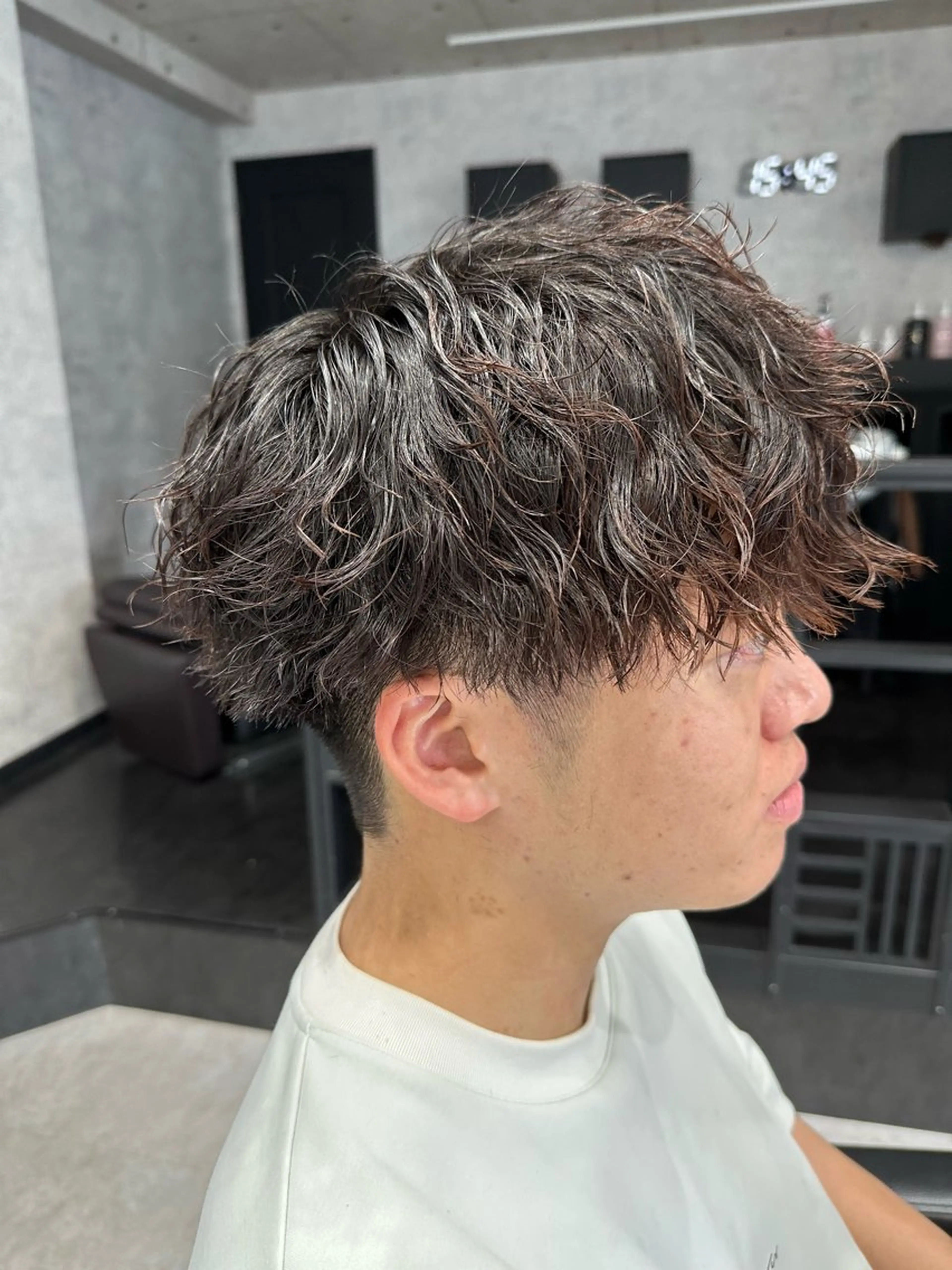 ショート パーマ メンズ メンズパーマ ツイストスパイラルパーマ スパイラルパーマ カット ユウ🪄 パーマ指名No1のヘアスタイル