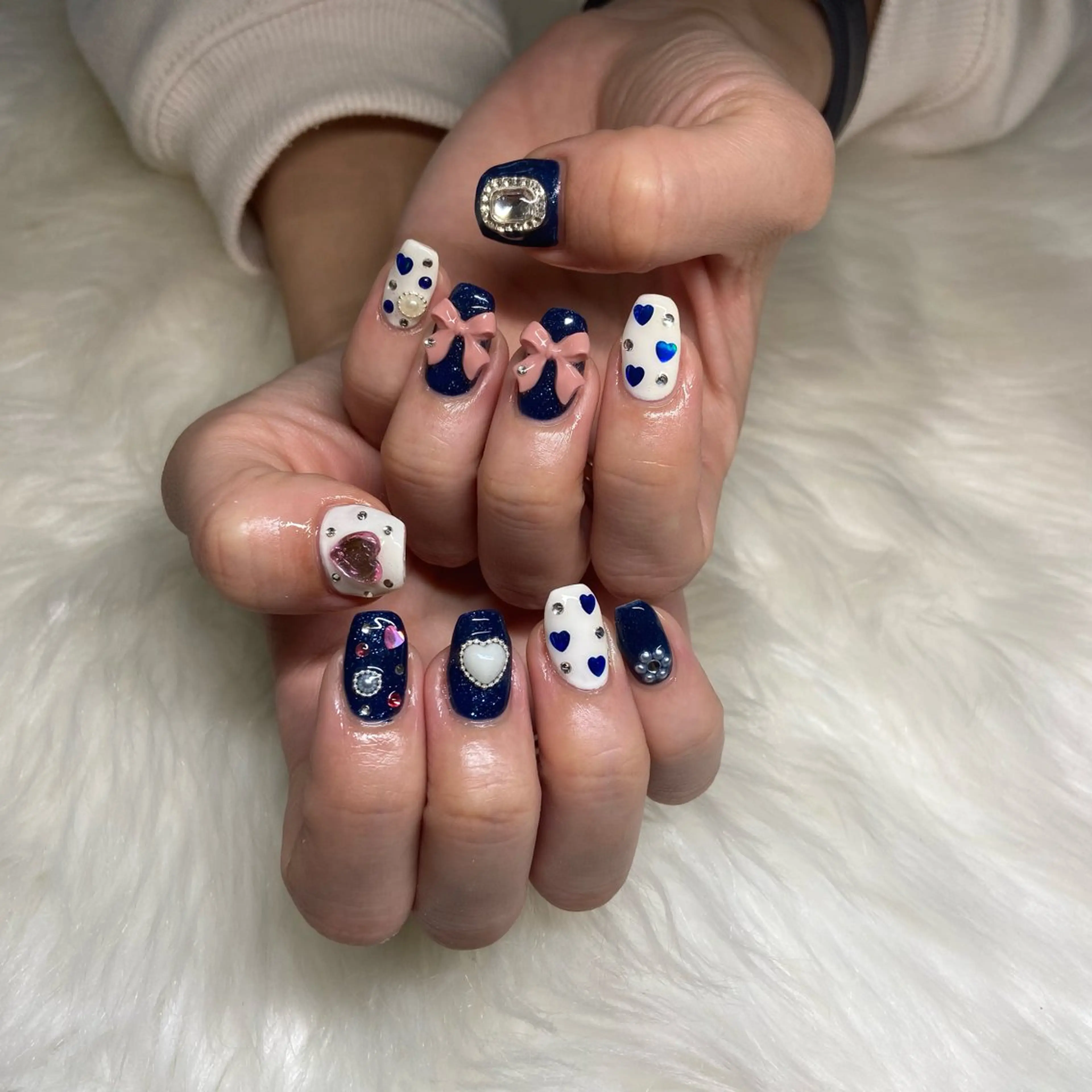 ネイル R nailのネイルデザイン