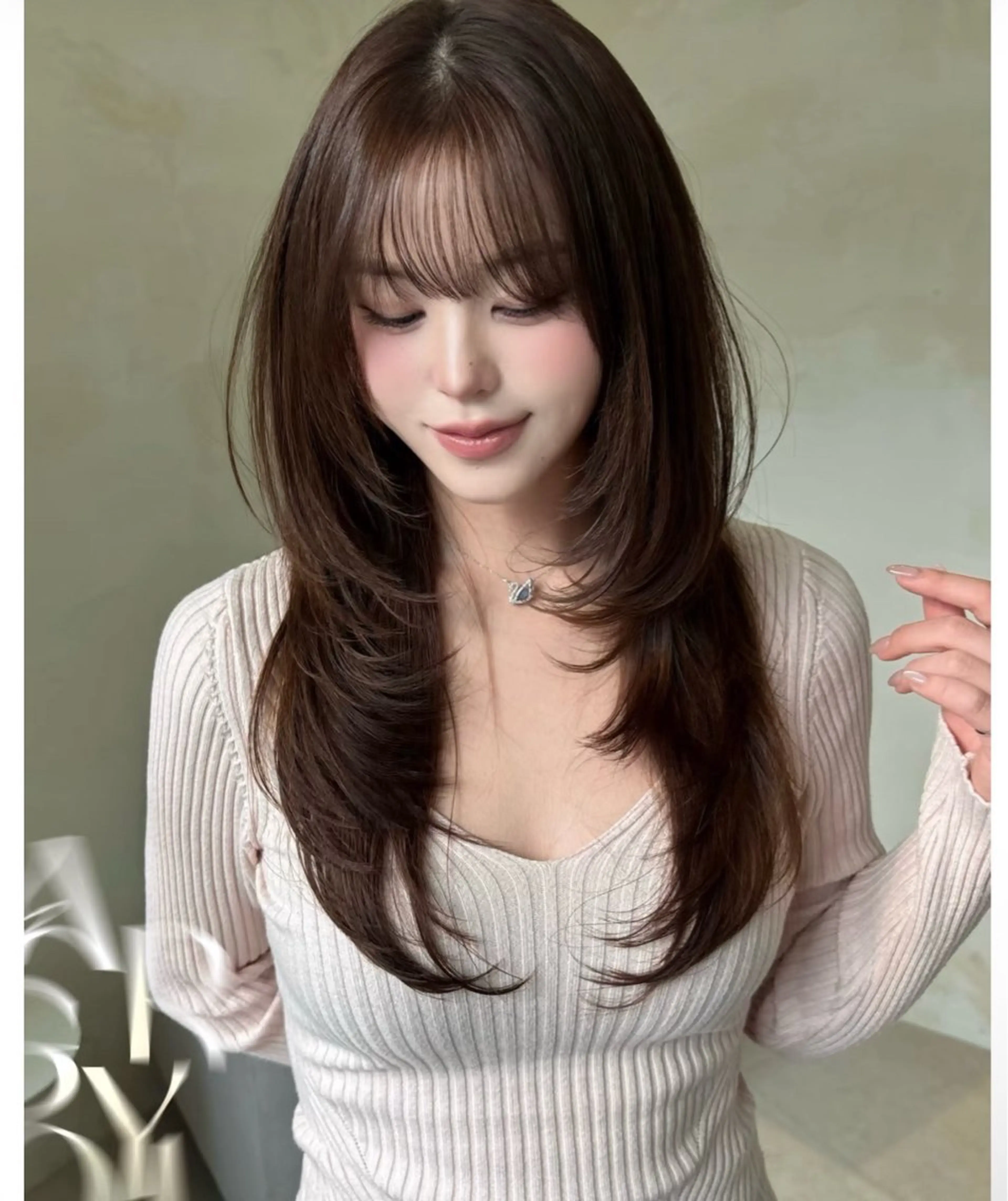 ロング 島守 美奈子のヘアスタイル