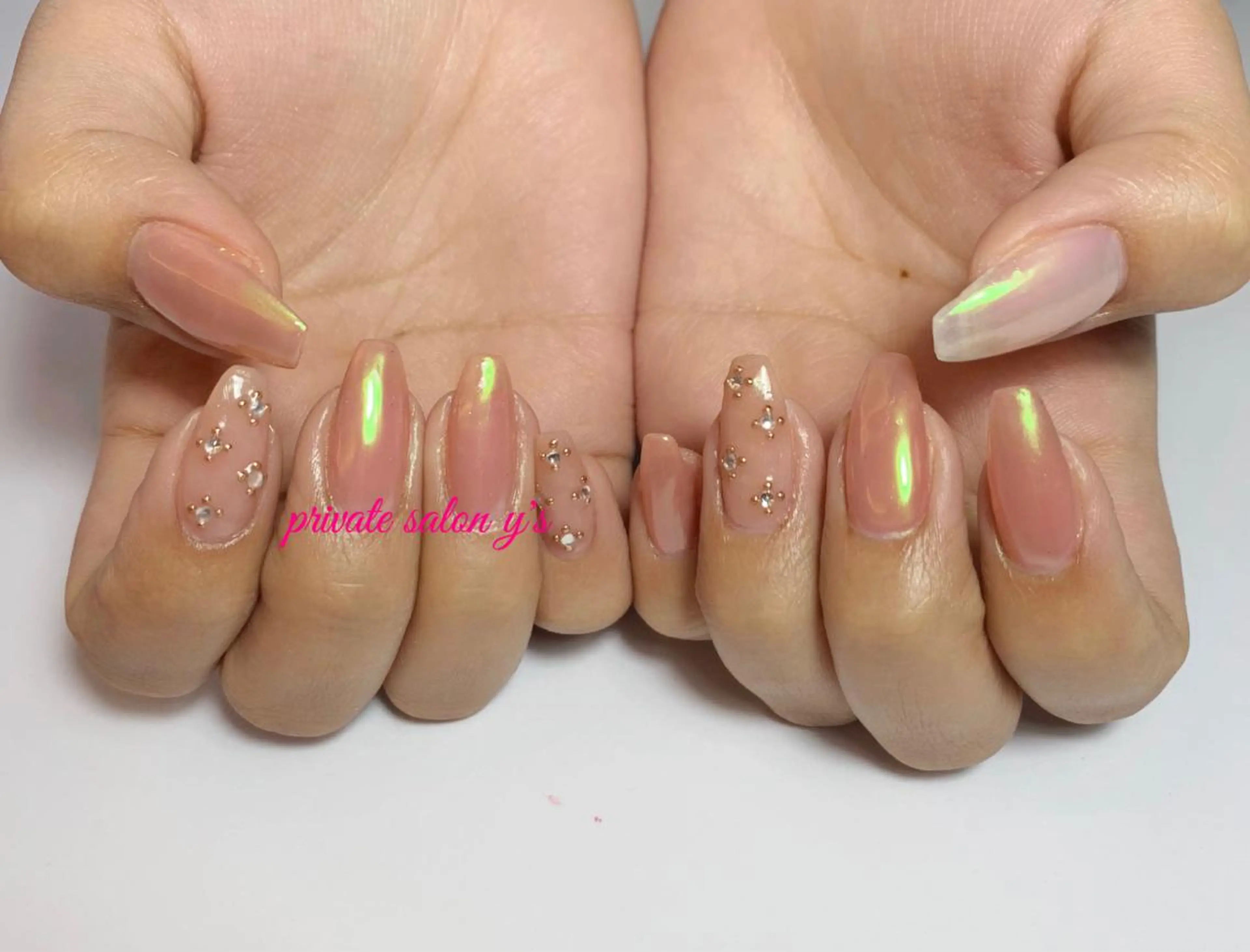 ネイル y' sのネイルデザイン