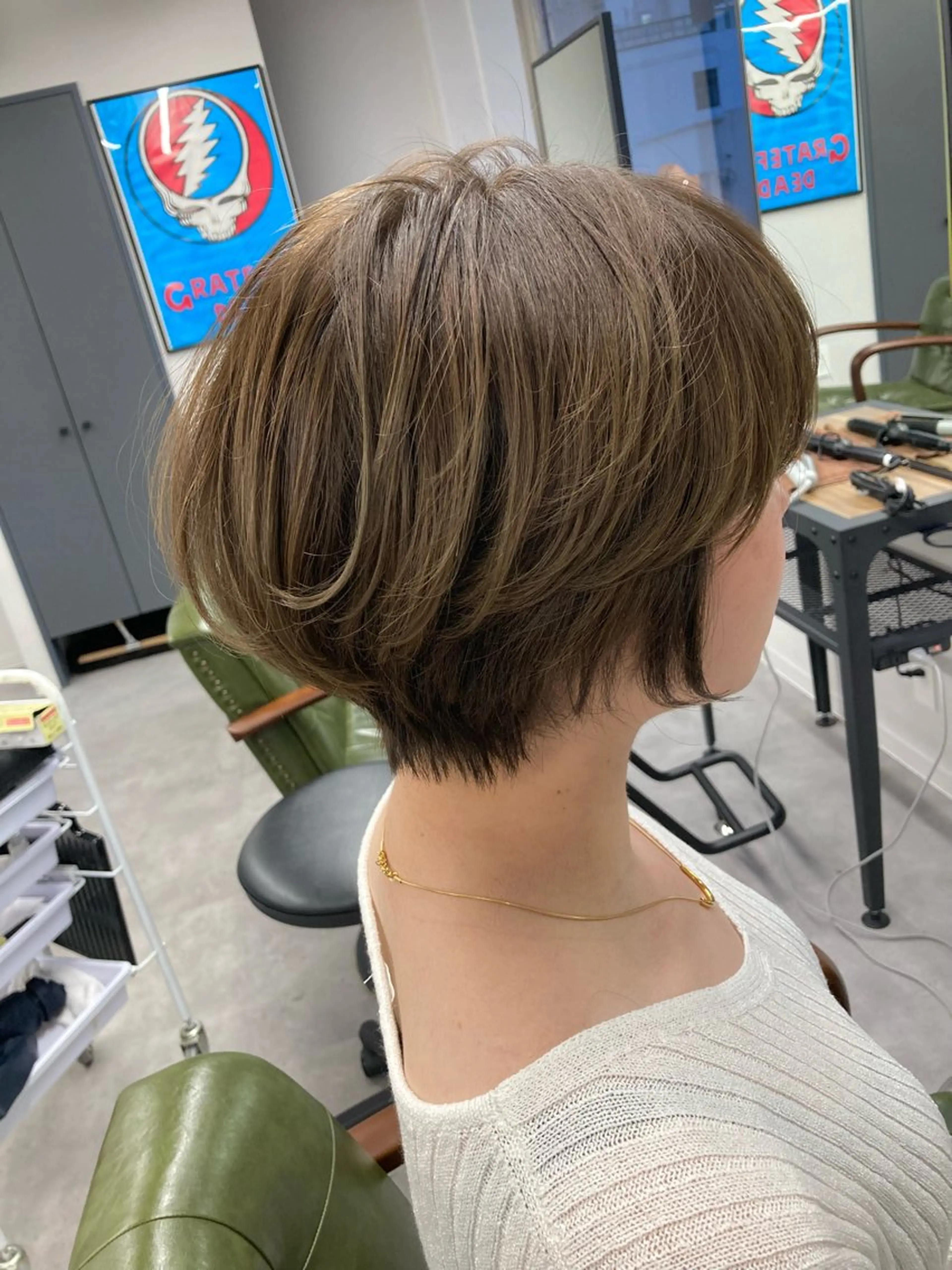 ショート カラー くびれヘア ショートヘア カット ヘアカラー トリートメント SHAFT Ieiriのヘアスタイル