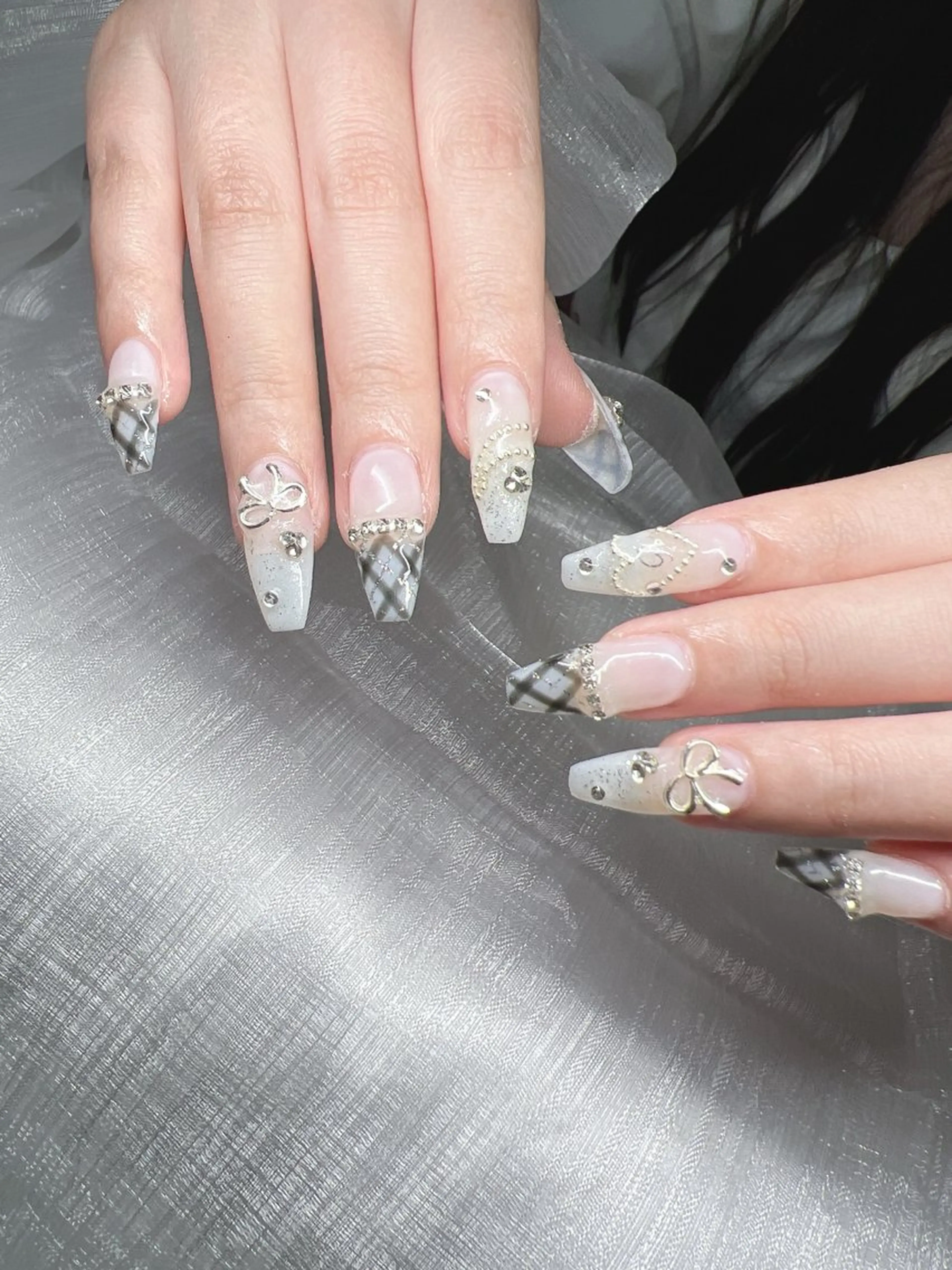 ネイル ハンドネイル Lee Nailsのネイルデザイン