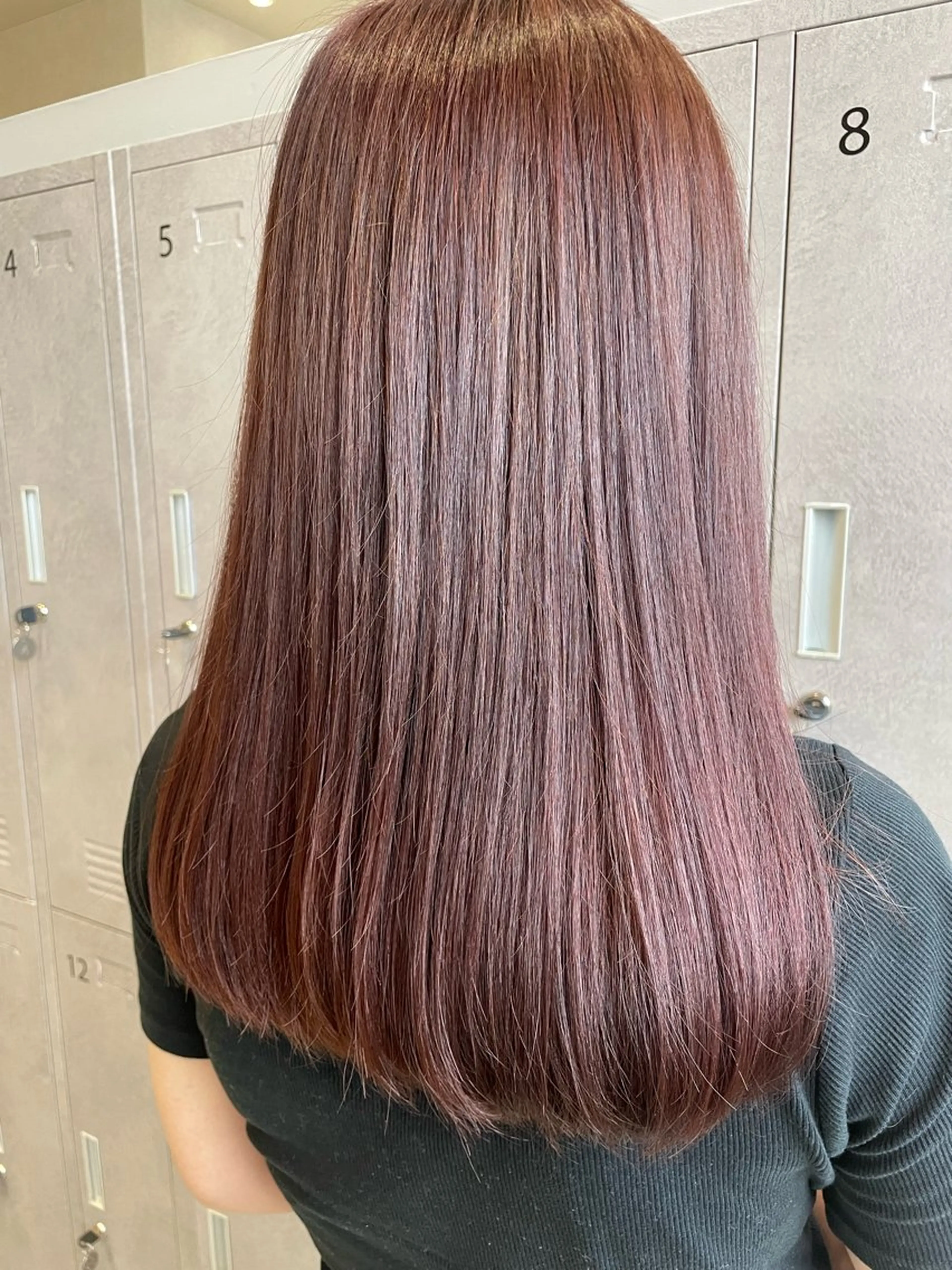 セミロング カラー 小澤 璃奈のヘアスタイル