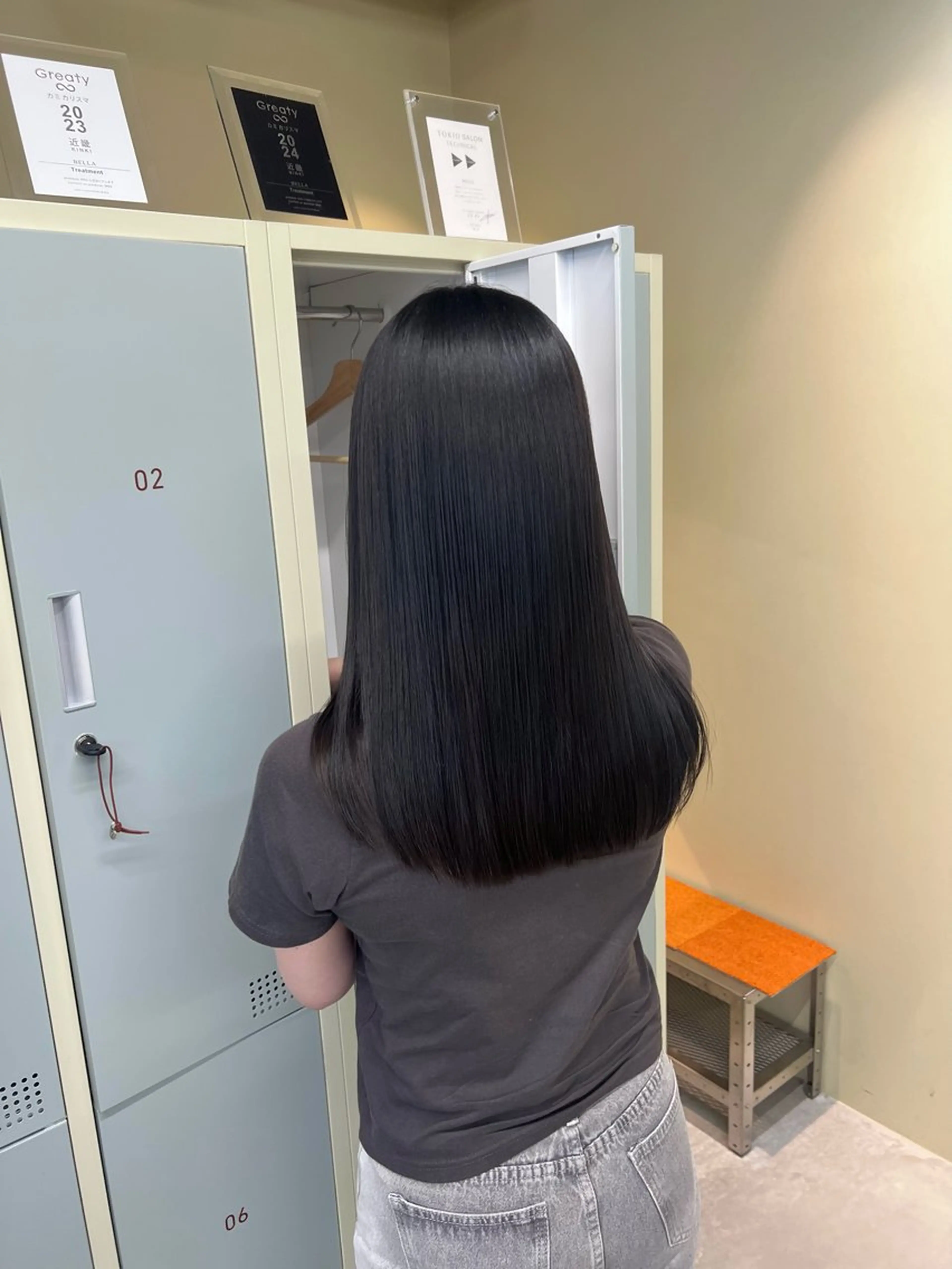 【うるつや✨️】カット＋縮毛矯正＋トリートメントの写真