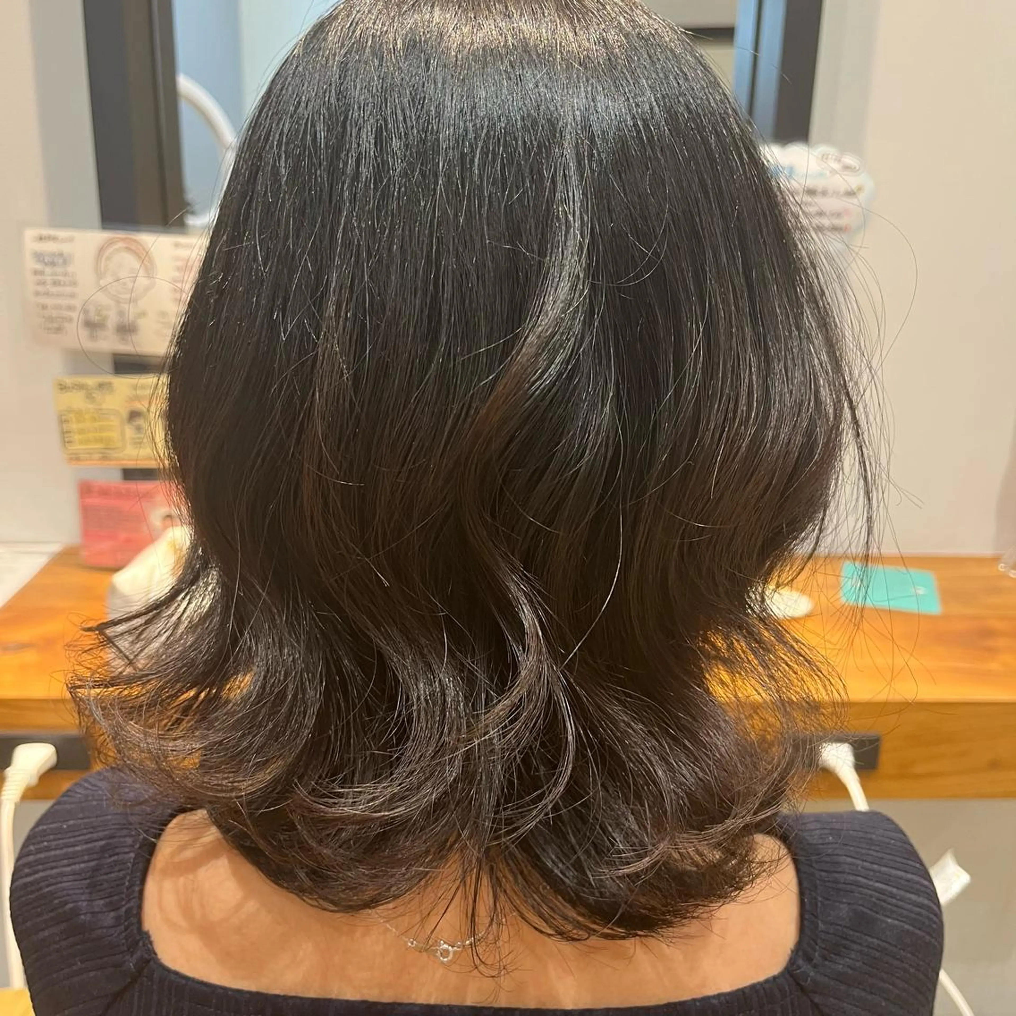 ミディアム パーマ 瀧尾 祐季のヘアスタイル