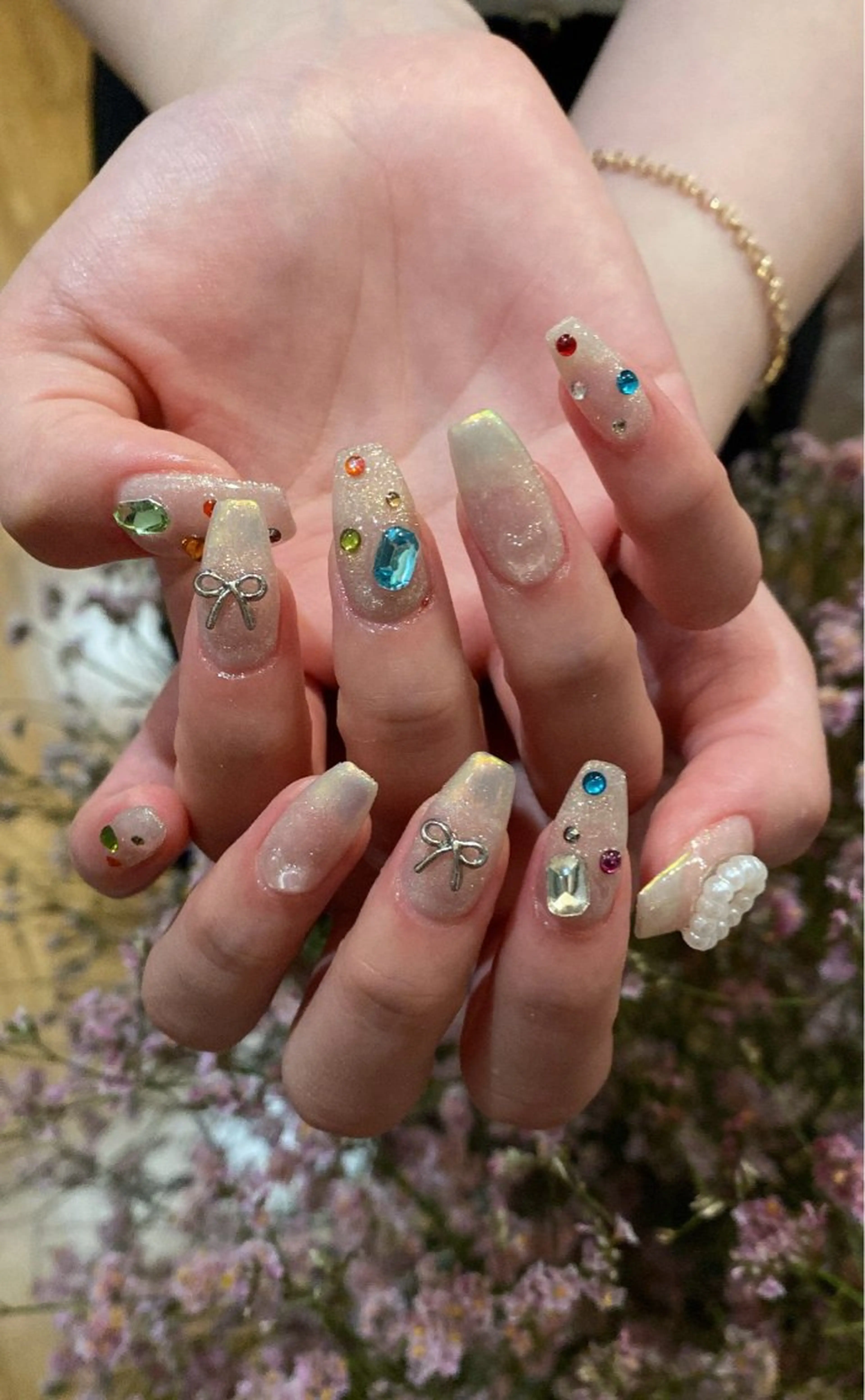 ネイル crystal ⭐︎ colorのネイルデザイン