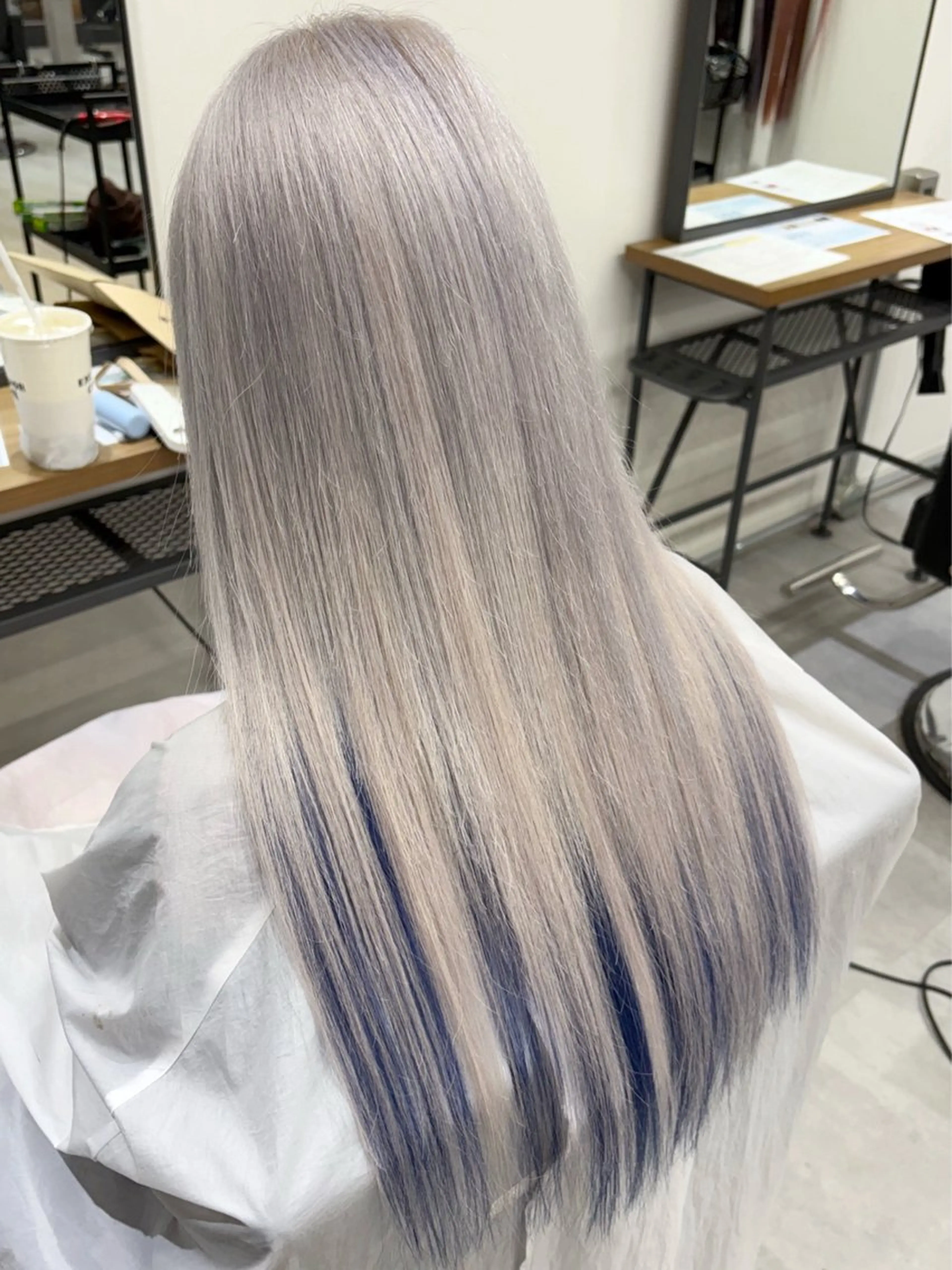 ロング カラー シールエクステ ブリーチ ケアブリーチ ダブルカラー ハイライトカラー ヘアカラー トリートメント エクステ KEISUKE🐶 カラー✨エクステのヘアスタイル