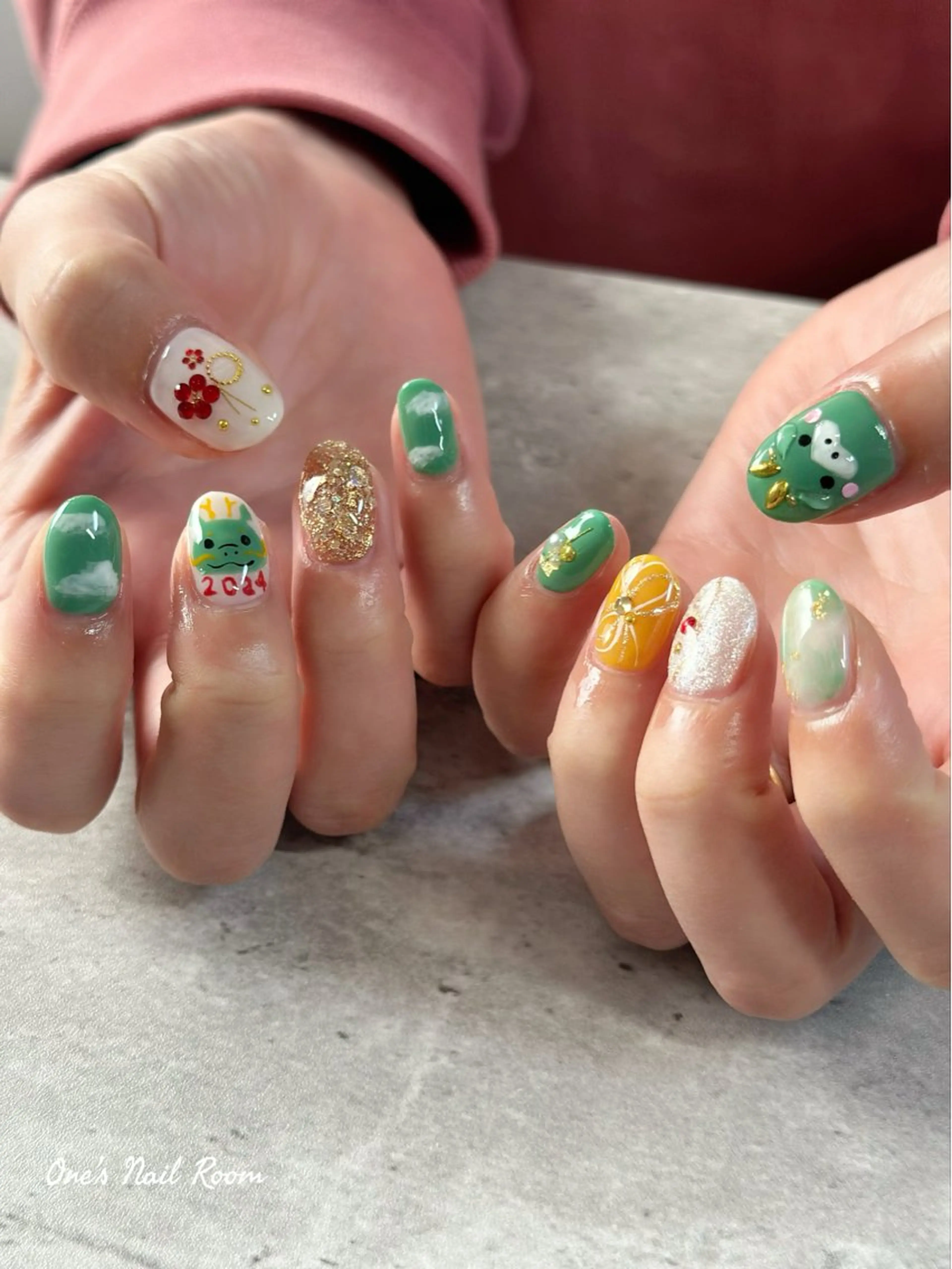 ネイル ハンドネイル One's Nail Roomのネイルデザイン