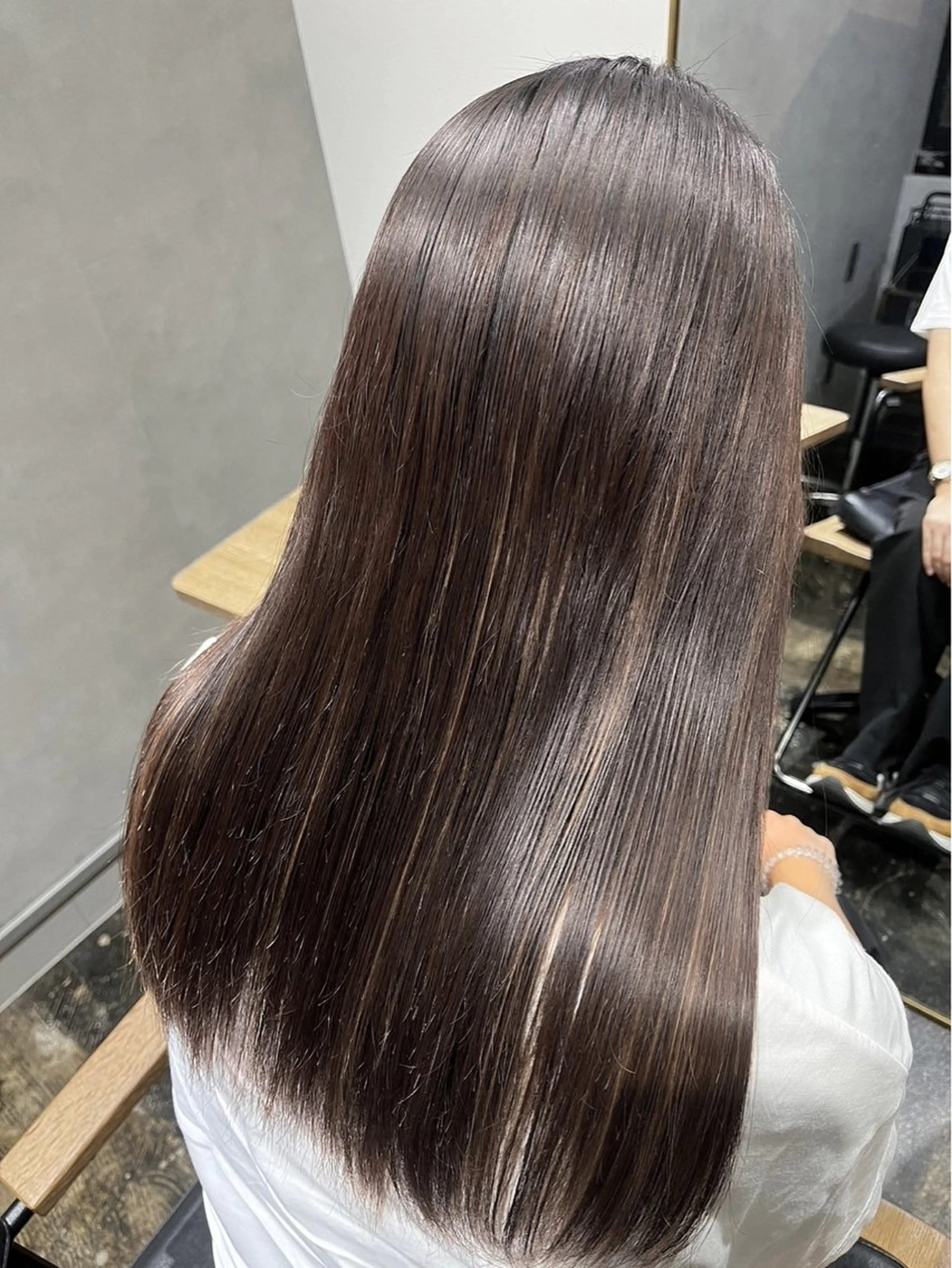 ロング 縮毛矯正 酸性ストレート カット 縮毛矯正 トリートメント ハイトーン/韓国風/ 艶髪/吉祥寺のヘアスタイル