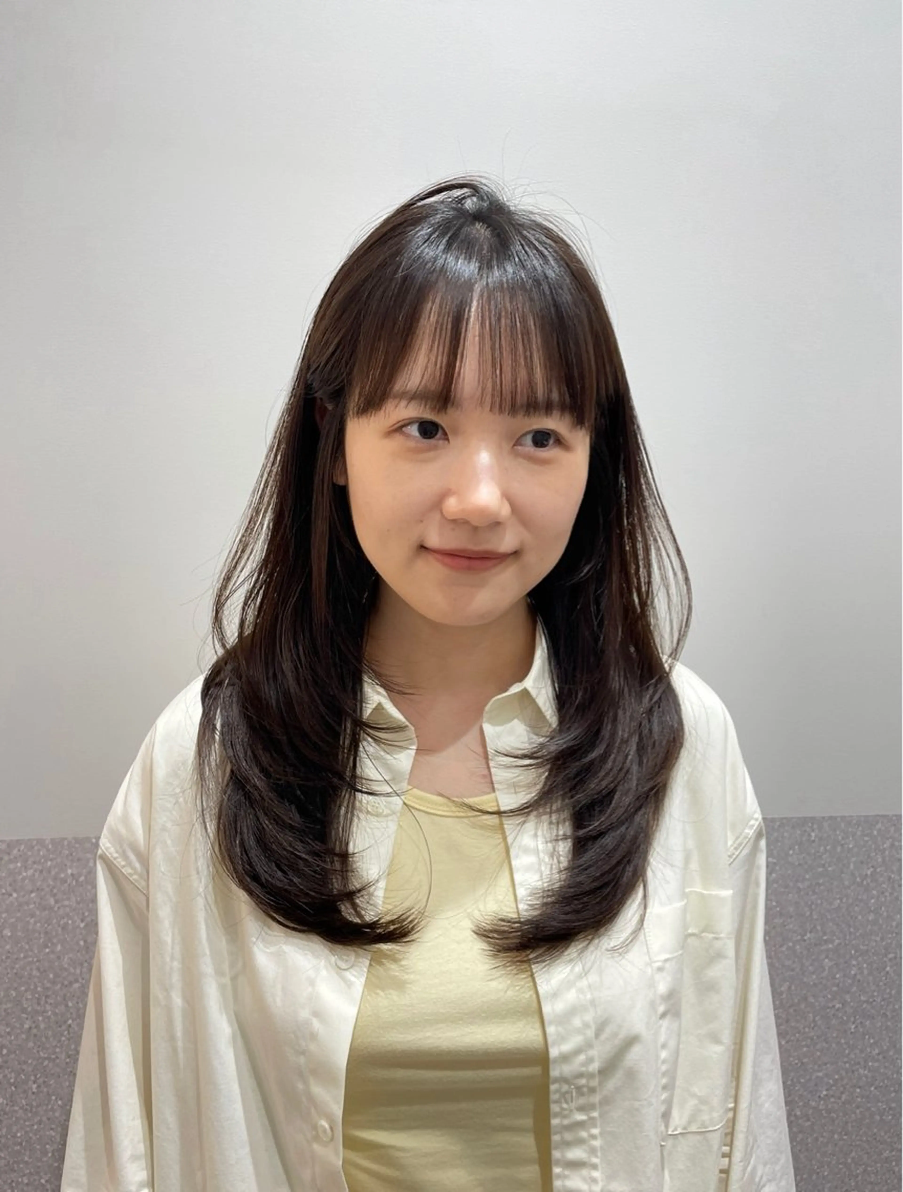 セミロング ハッシュカット ハイレイヤー 韓国風ヘア レイヤーカット カット ヘアカラー トリートメント ❤︎︎韓国ヘア❤︎︎ 𝑺𝒉𝒊𝒉𝒐のヘアスタイル