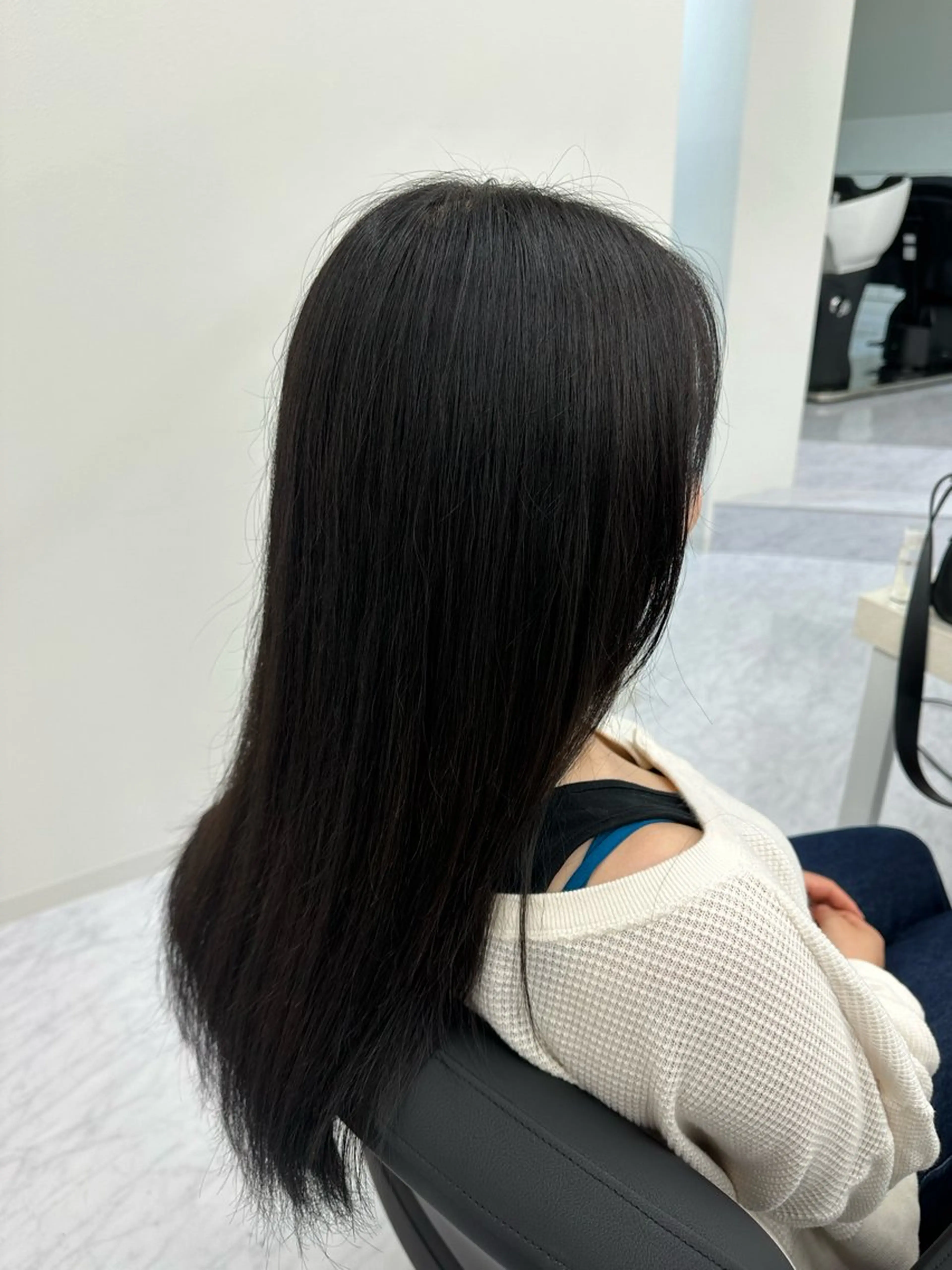 カラー 岡部 琉斗のヘアスタイル
