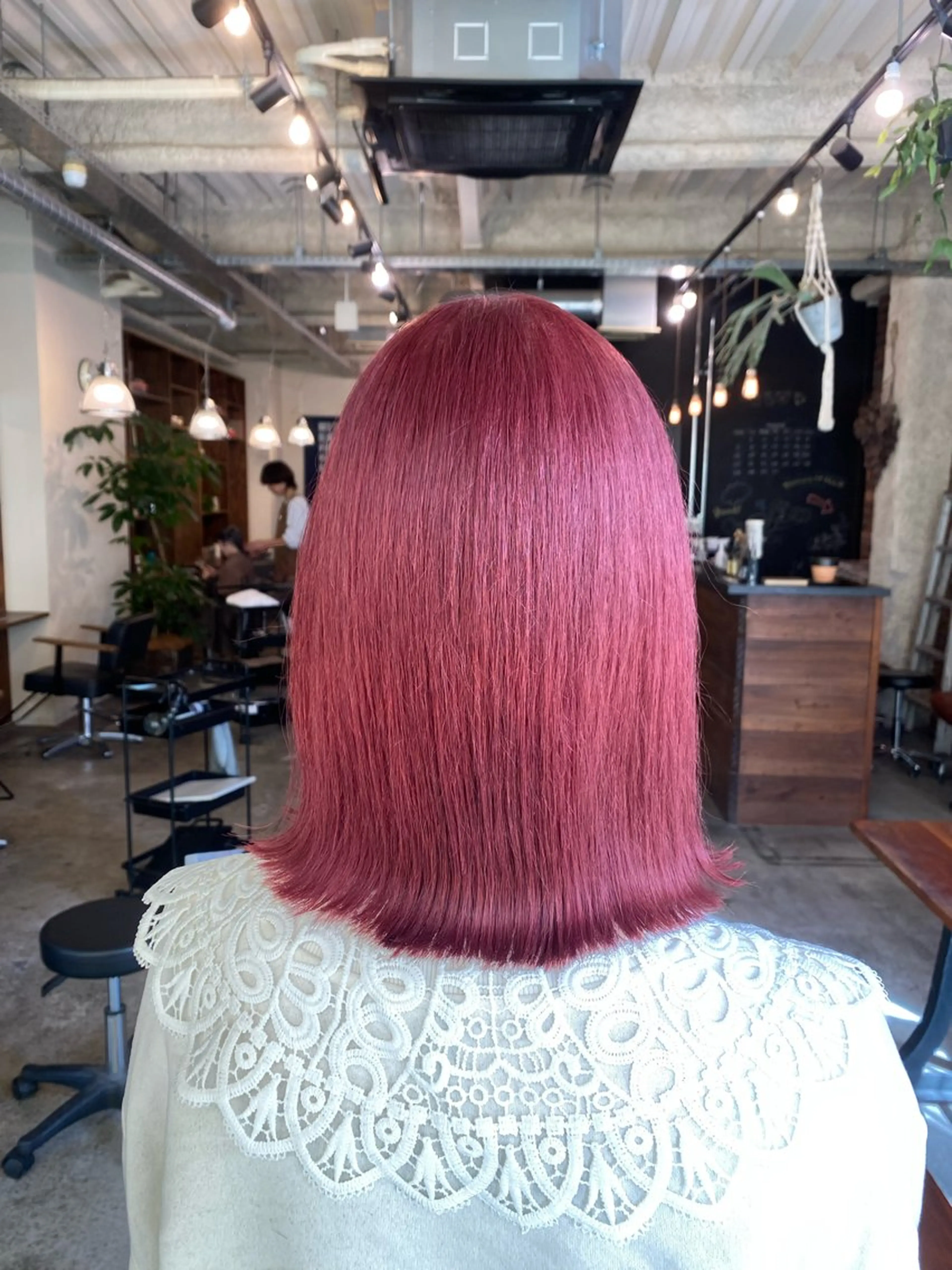 ショート カラー ピンクカラー the BRIDGE 加藤みのりのヘアスタイル