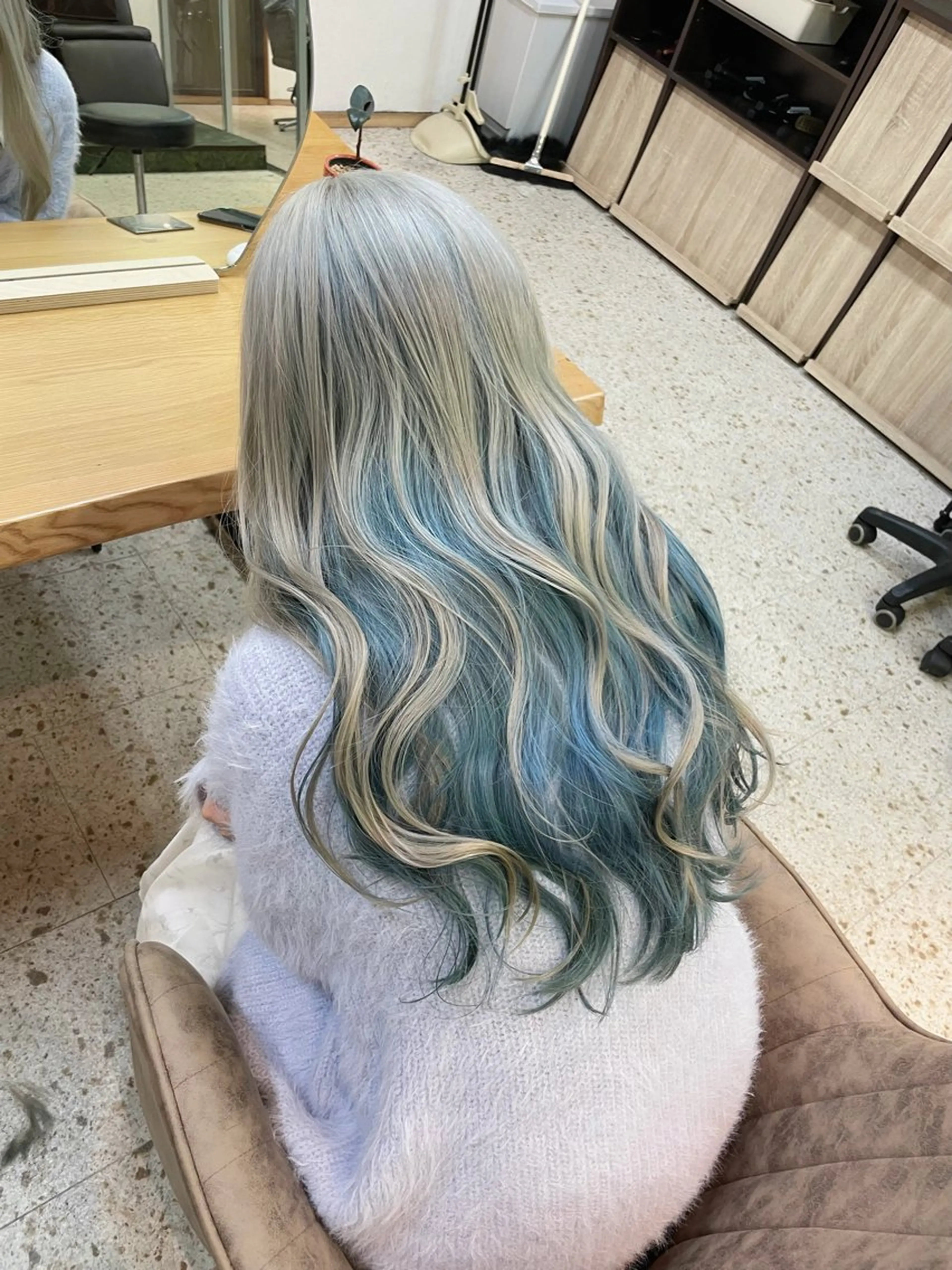 近日ご案内可能💡))特別価格((デザインカラー//どんなデザインでも))ブリーチ込み¥19350→¥9900の写真