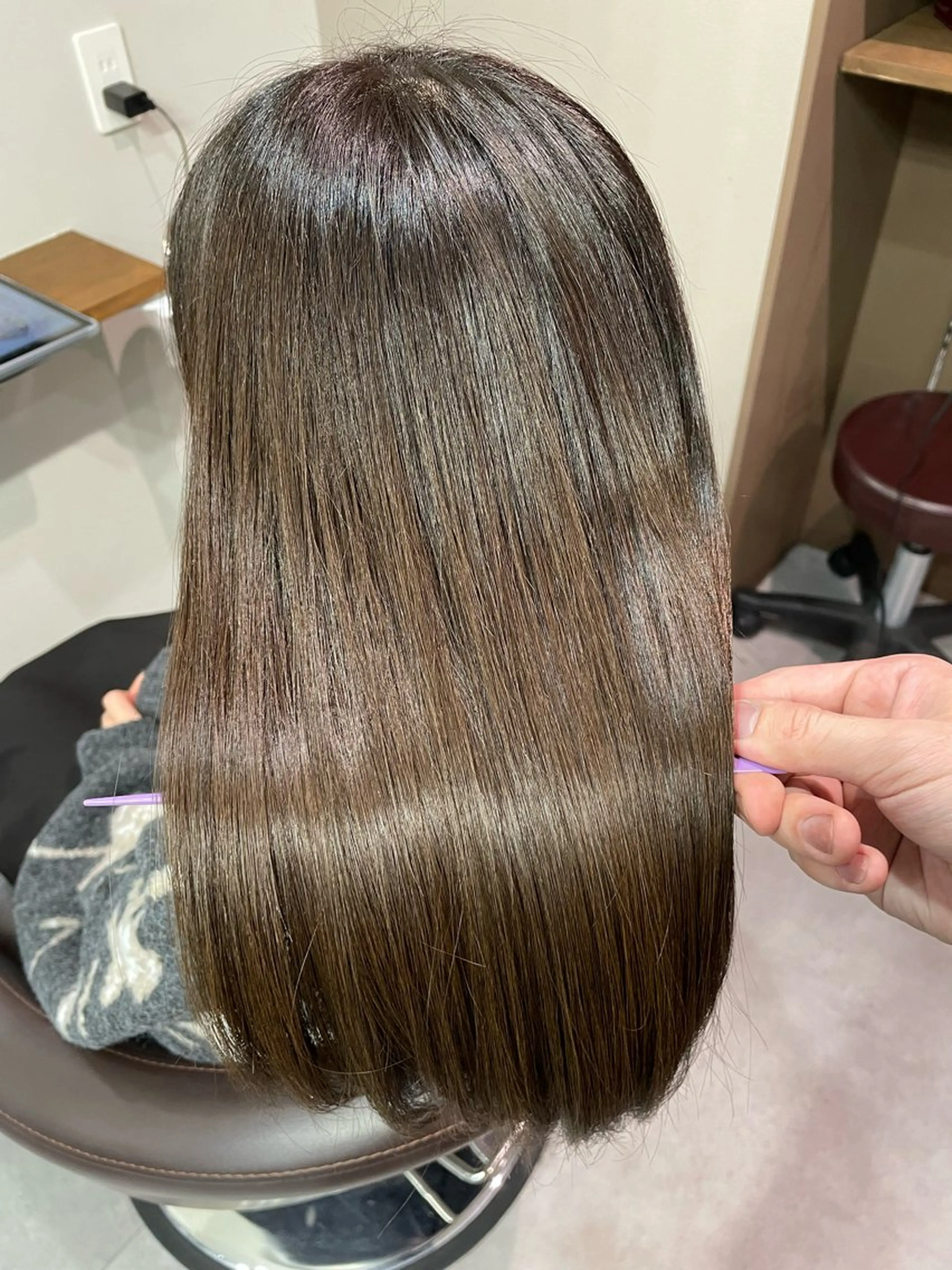 ミディアム カット ヘアカラー トリートメント 飯村 友亮のヘアスタイル