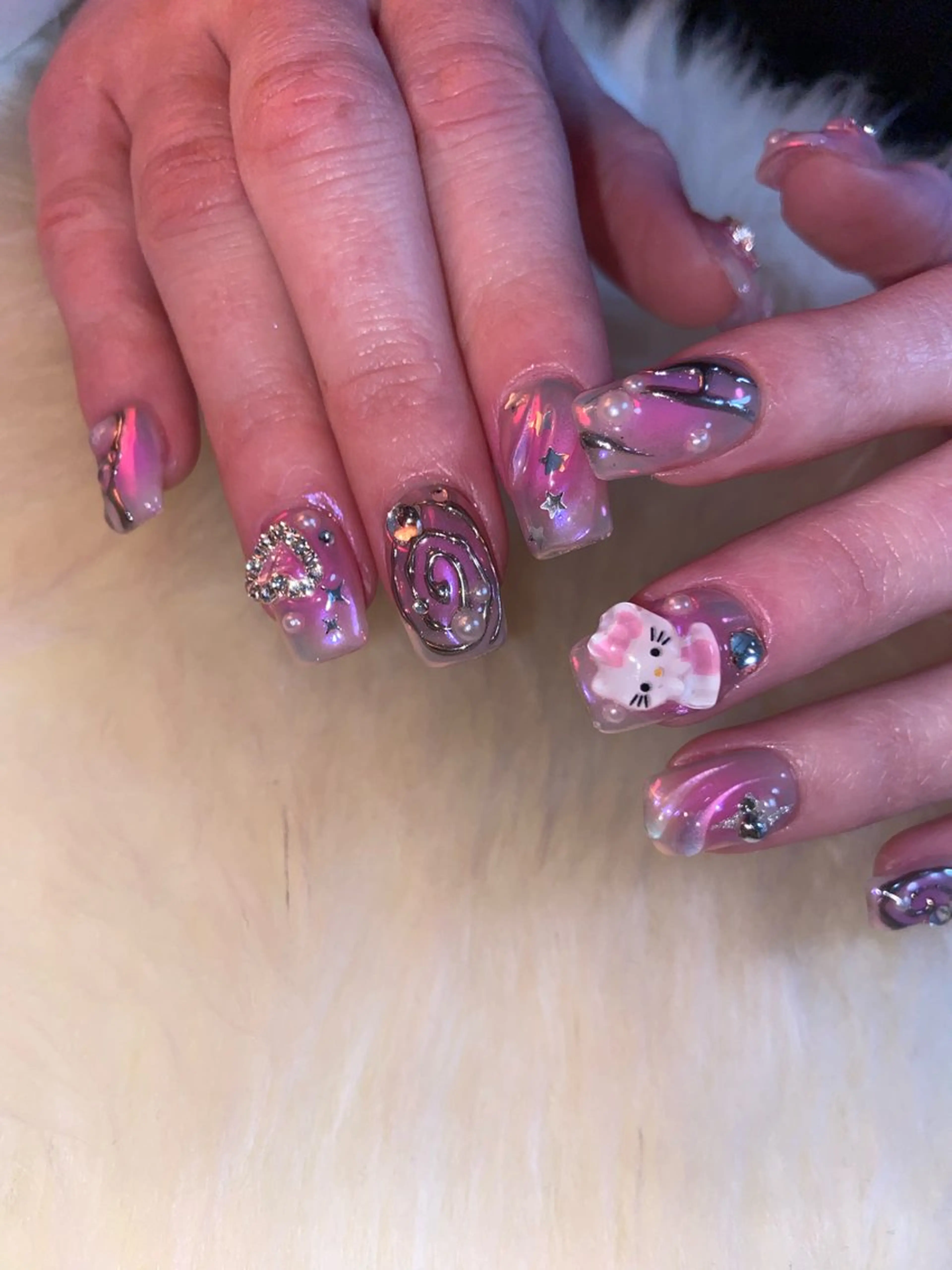 ネイル yoshinami hinataのネイルデザイン