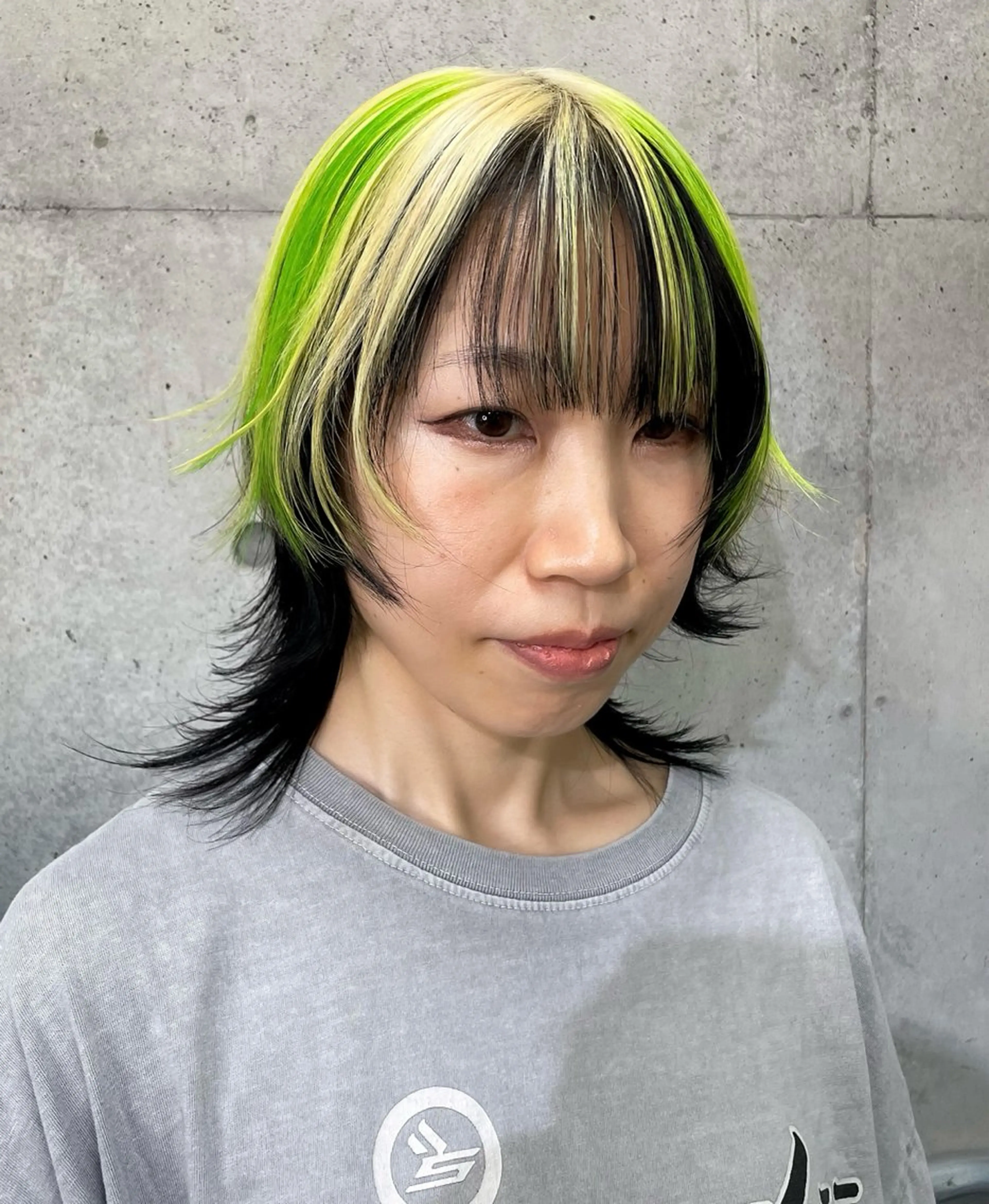 ミディアム ヘアカラー ハイトーン/ブリーチ /ウルフ⛓️MAKIのヘアスタイル