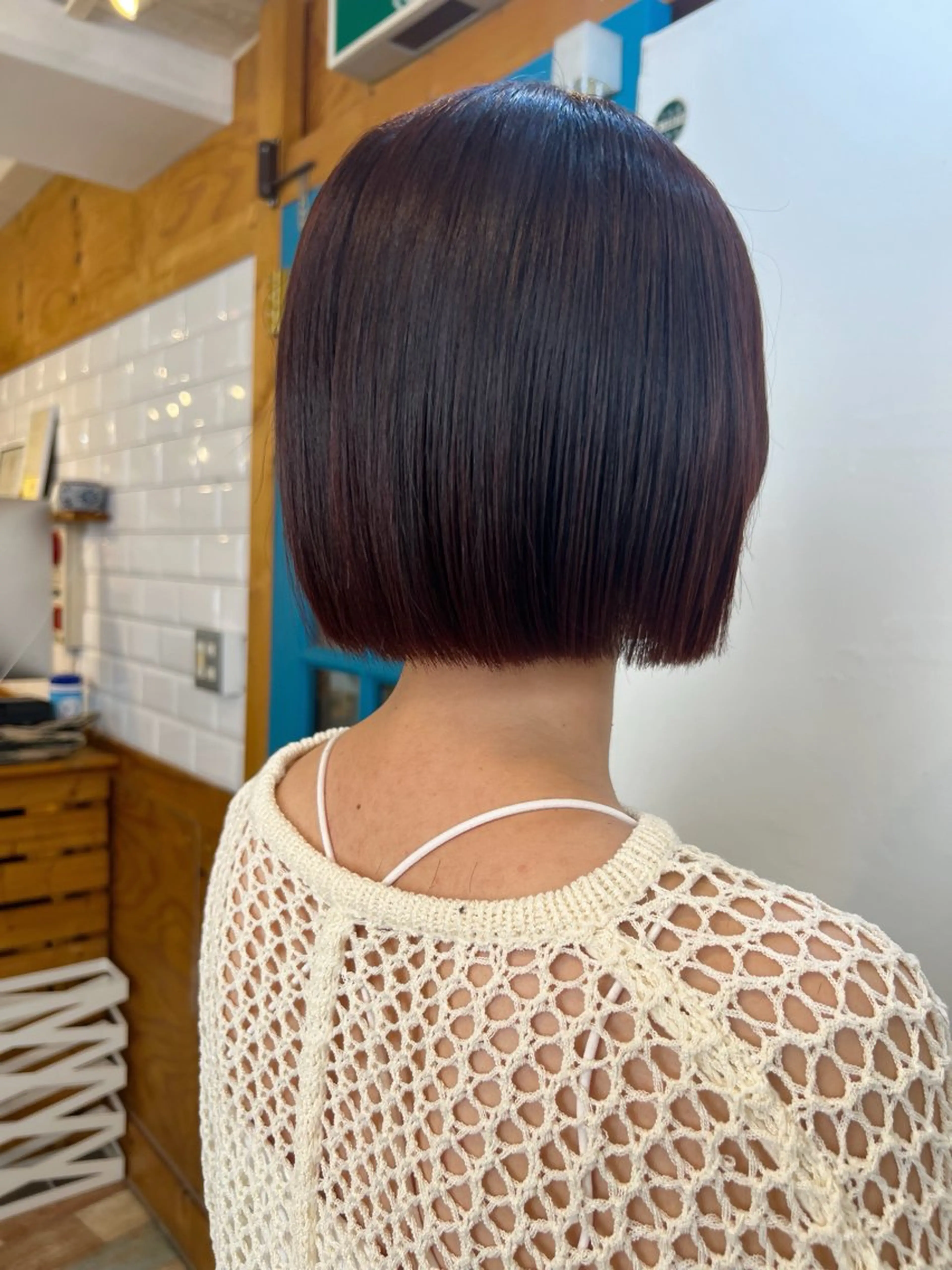 ショート カラー デザインカラー イヤリングカラー ハイライトカラー ボブ 顔周りカット KANA/ボブ/ インナーカラー/艶髪のヘアスタイル