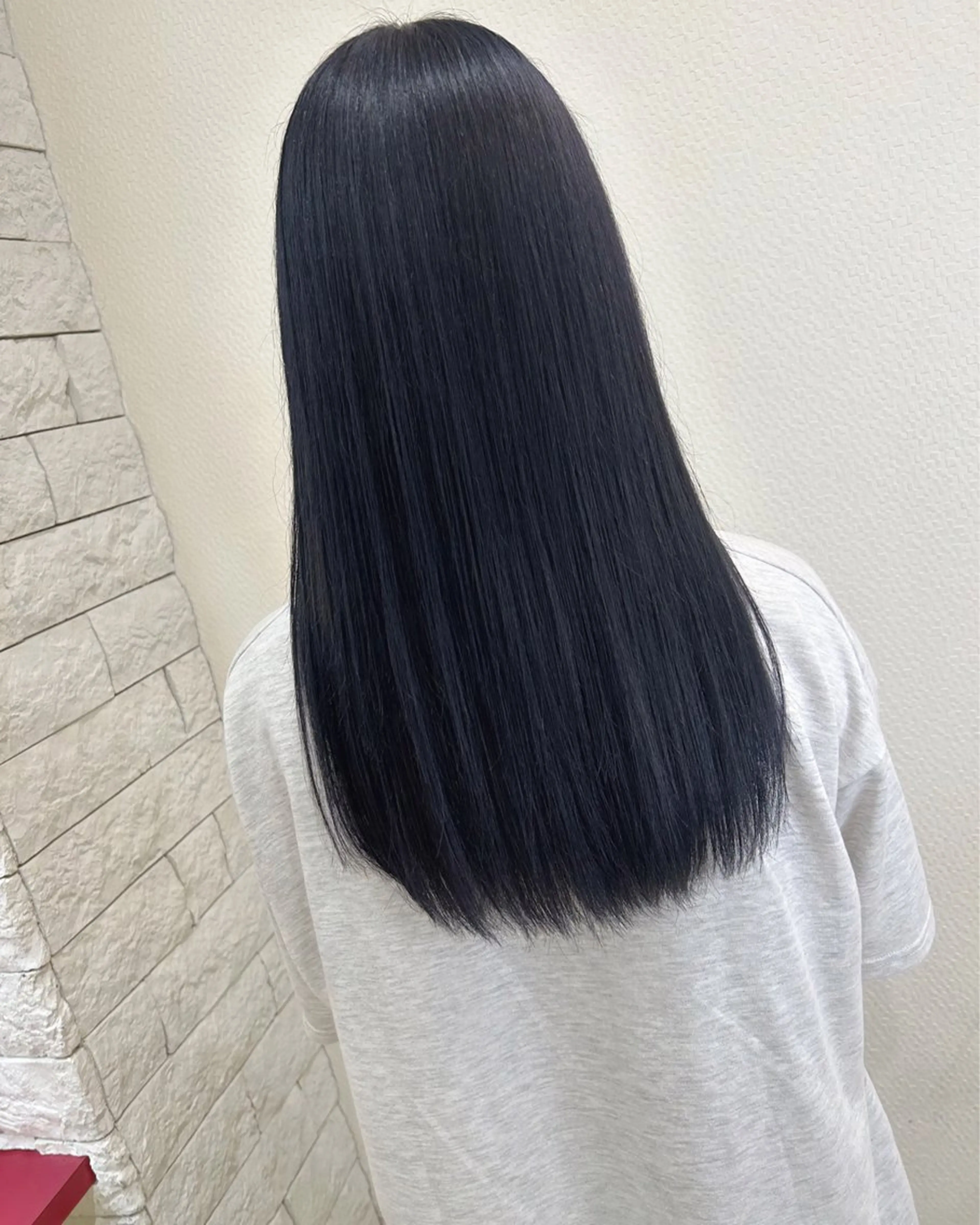 ロング カラー ヘアアレンジ 黒髪 ブルーカラー ブルーブラック 今村公介 ブリーチ特化、派手髪のヘアスタイル