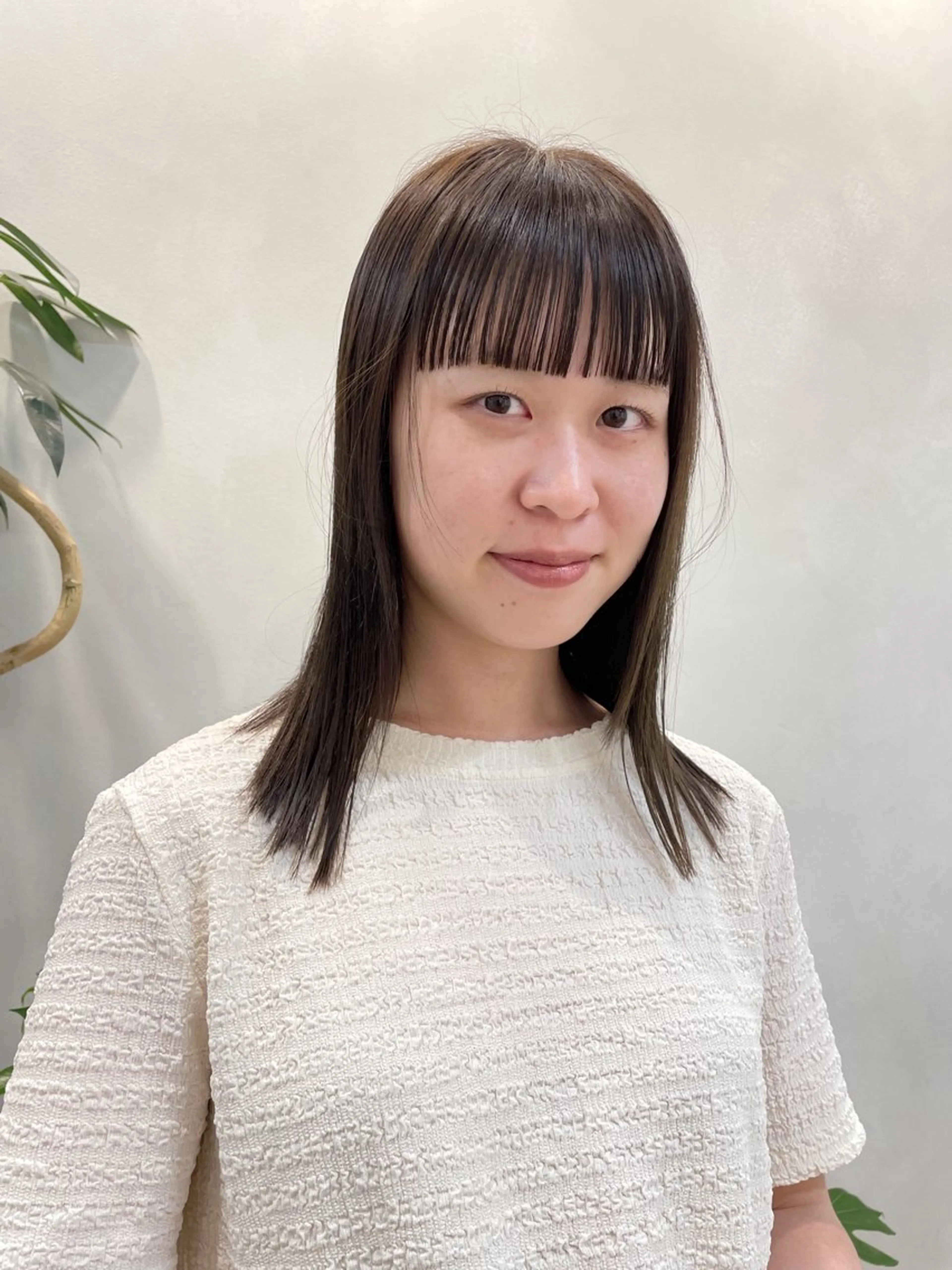 ミディアム 青木 優歩のヘアスタイル