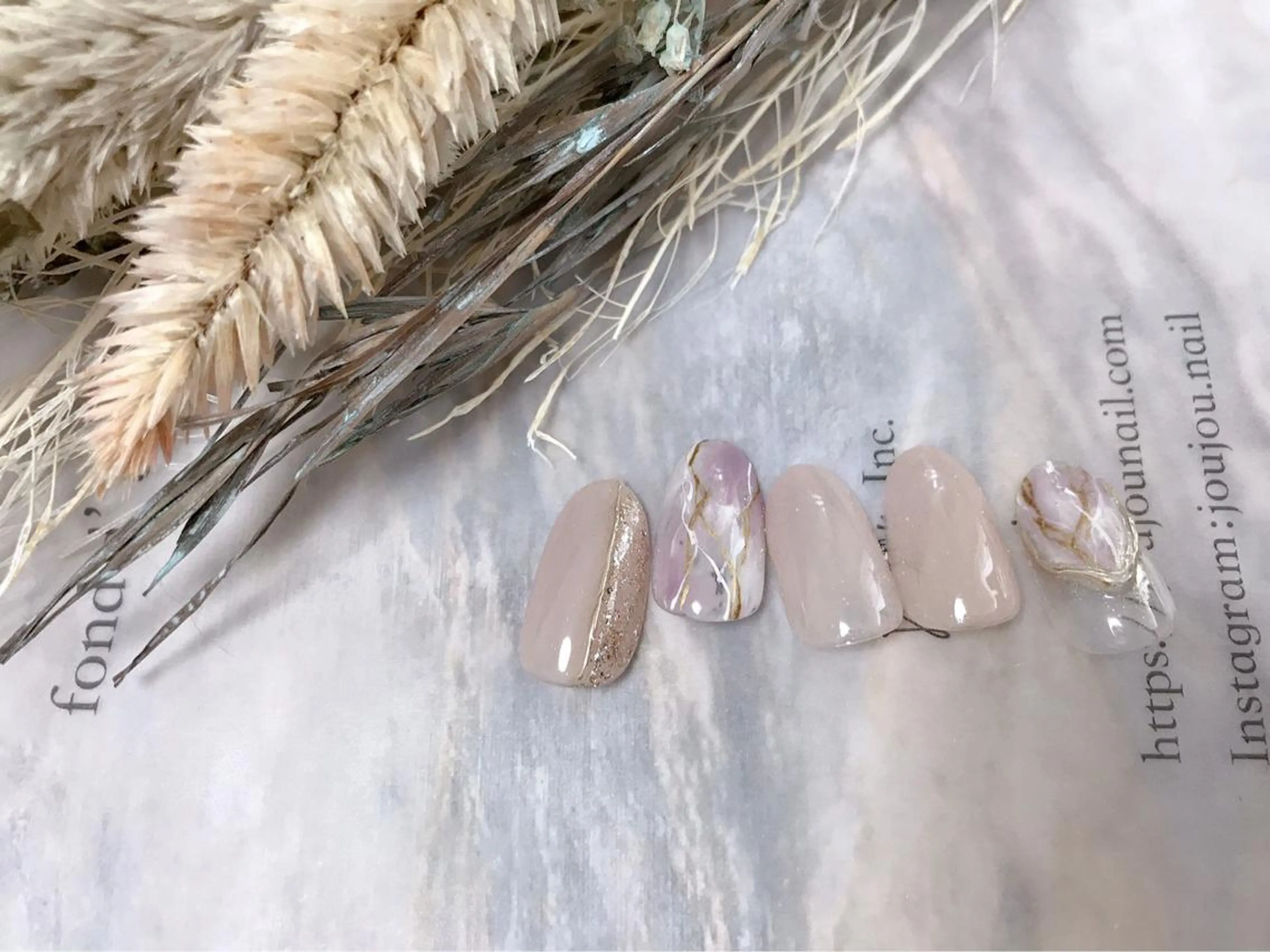 ネイル mogunail &blowのネイルデザイン