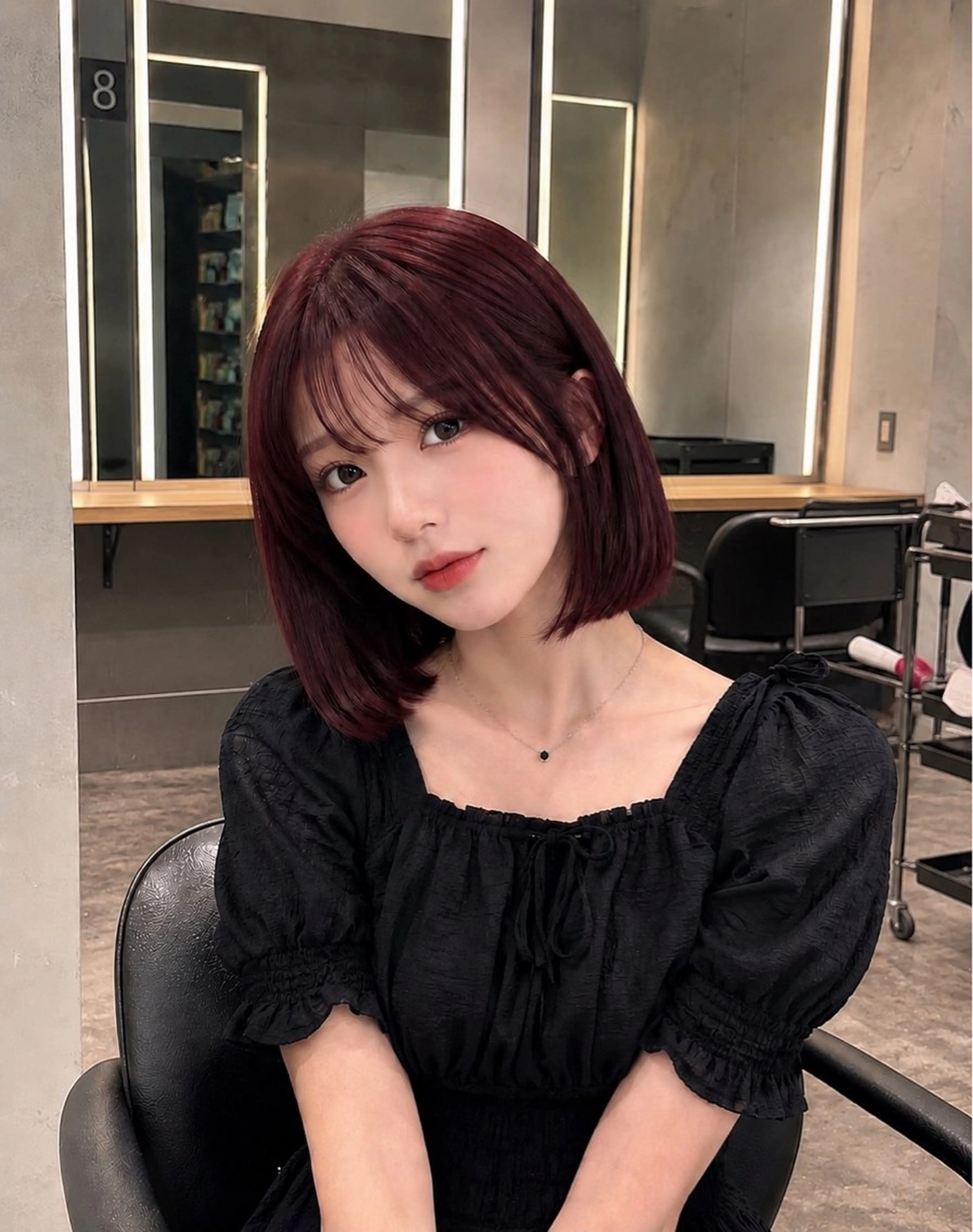 ミディアム naami🖤透明感 ×ちゅるん艶髪🎀のヘアスタイル