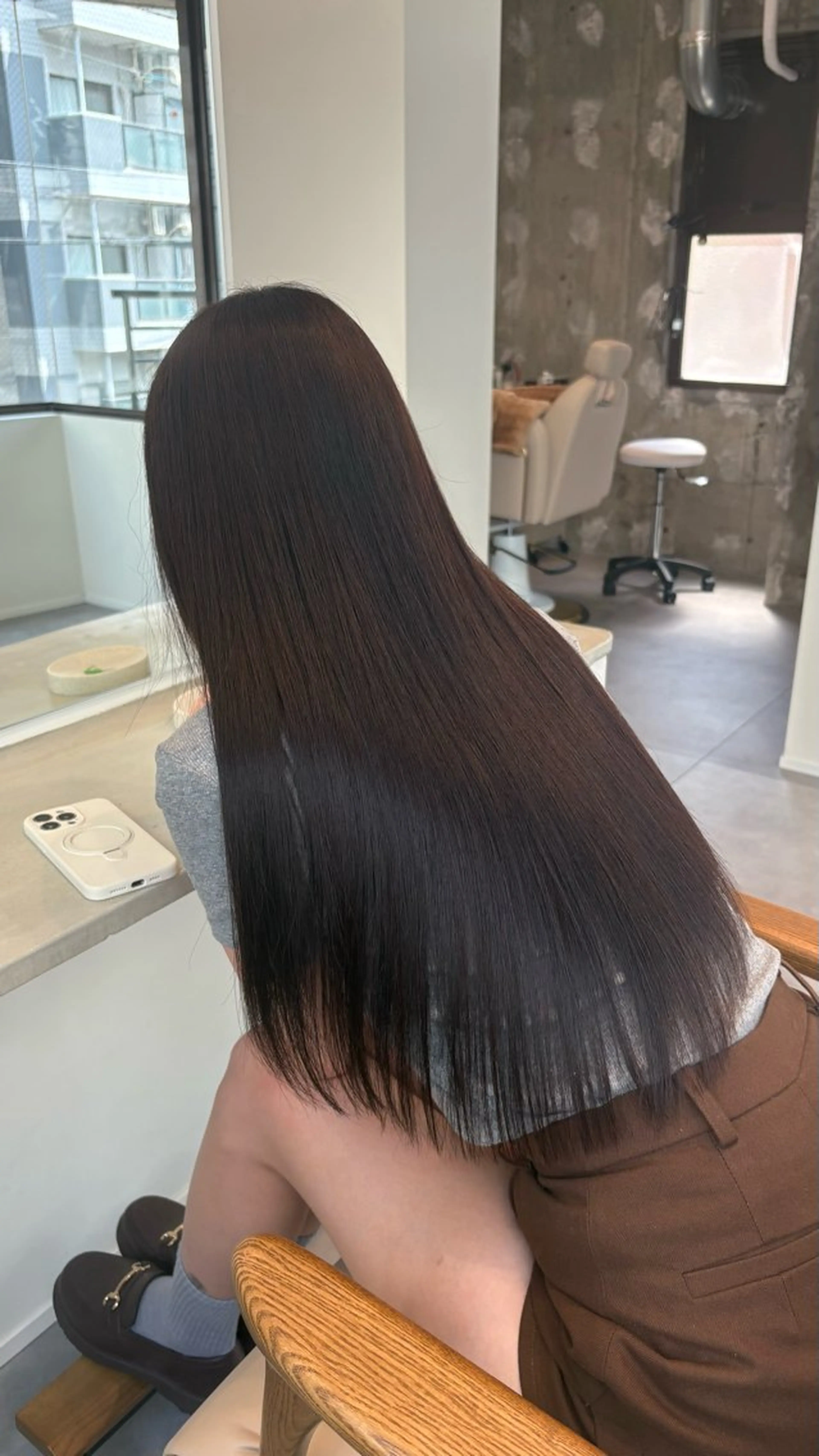 ロング カラー 杉下 愛純のヘアスタイル