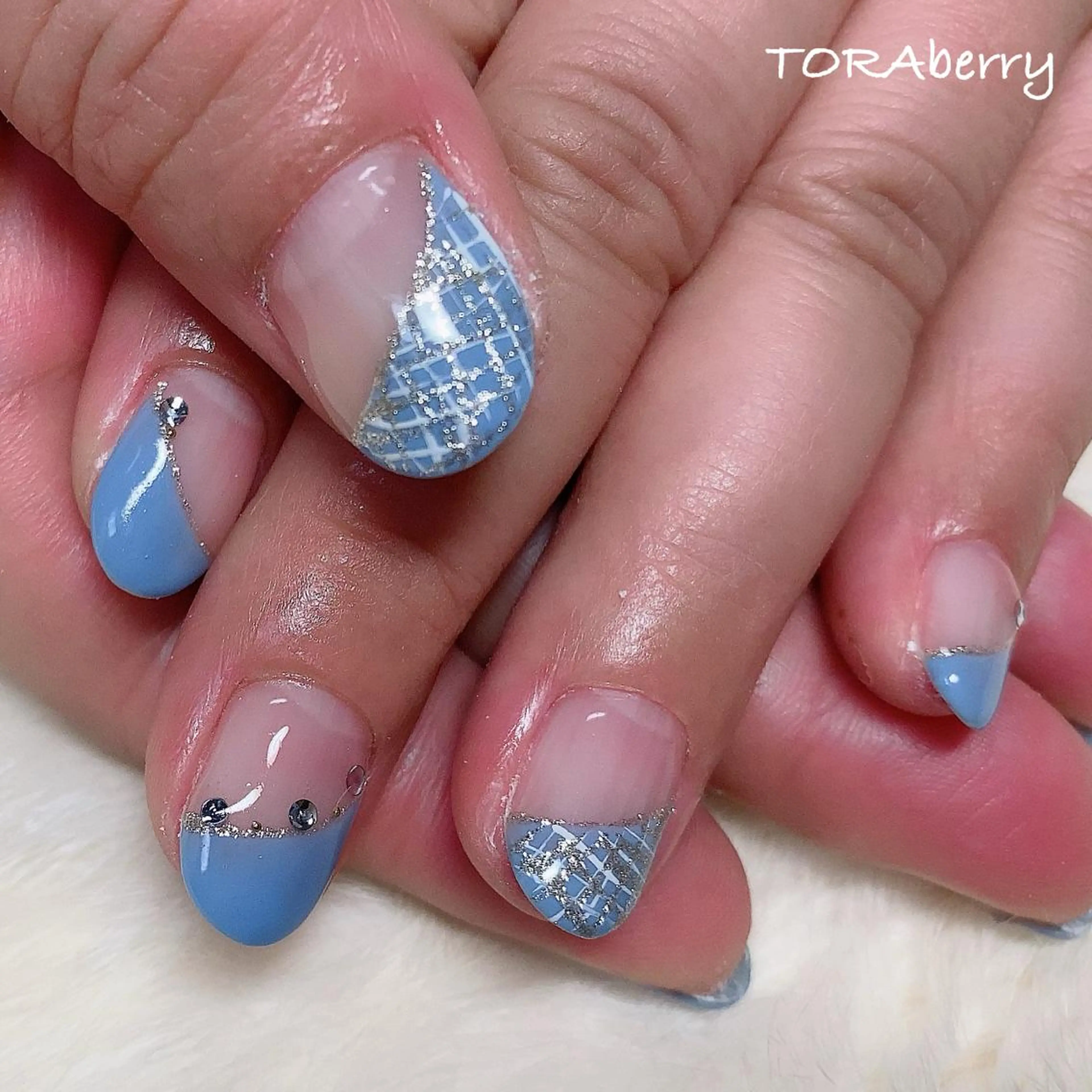 ネイル ネイリスト なつみのネイルデザイン