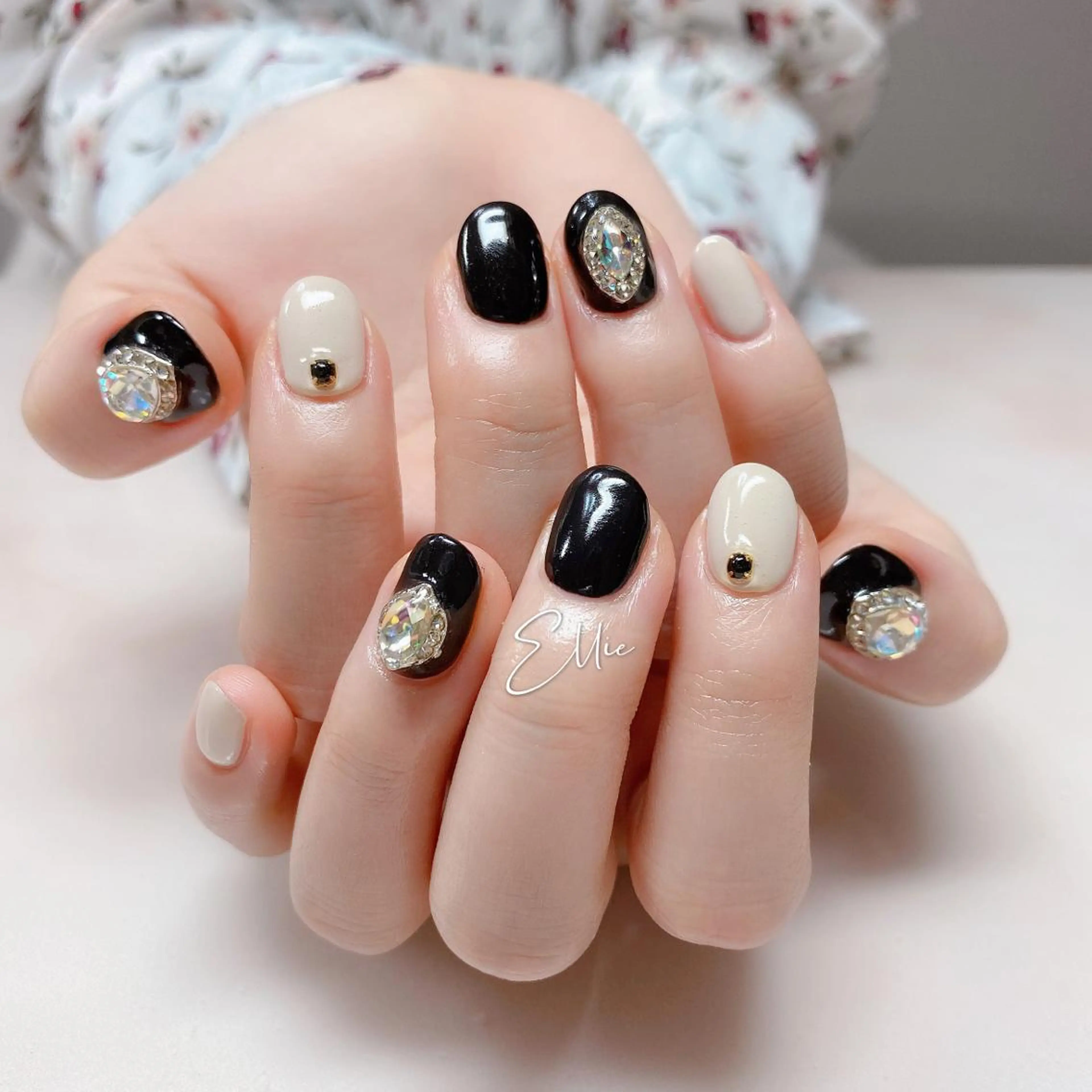 ネイル ハンドネイル ハンドケア 閨匠ビューティサロン 新橋店♡Ellieのネイルデザイン