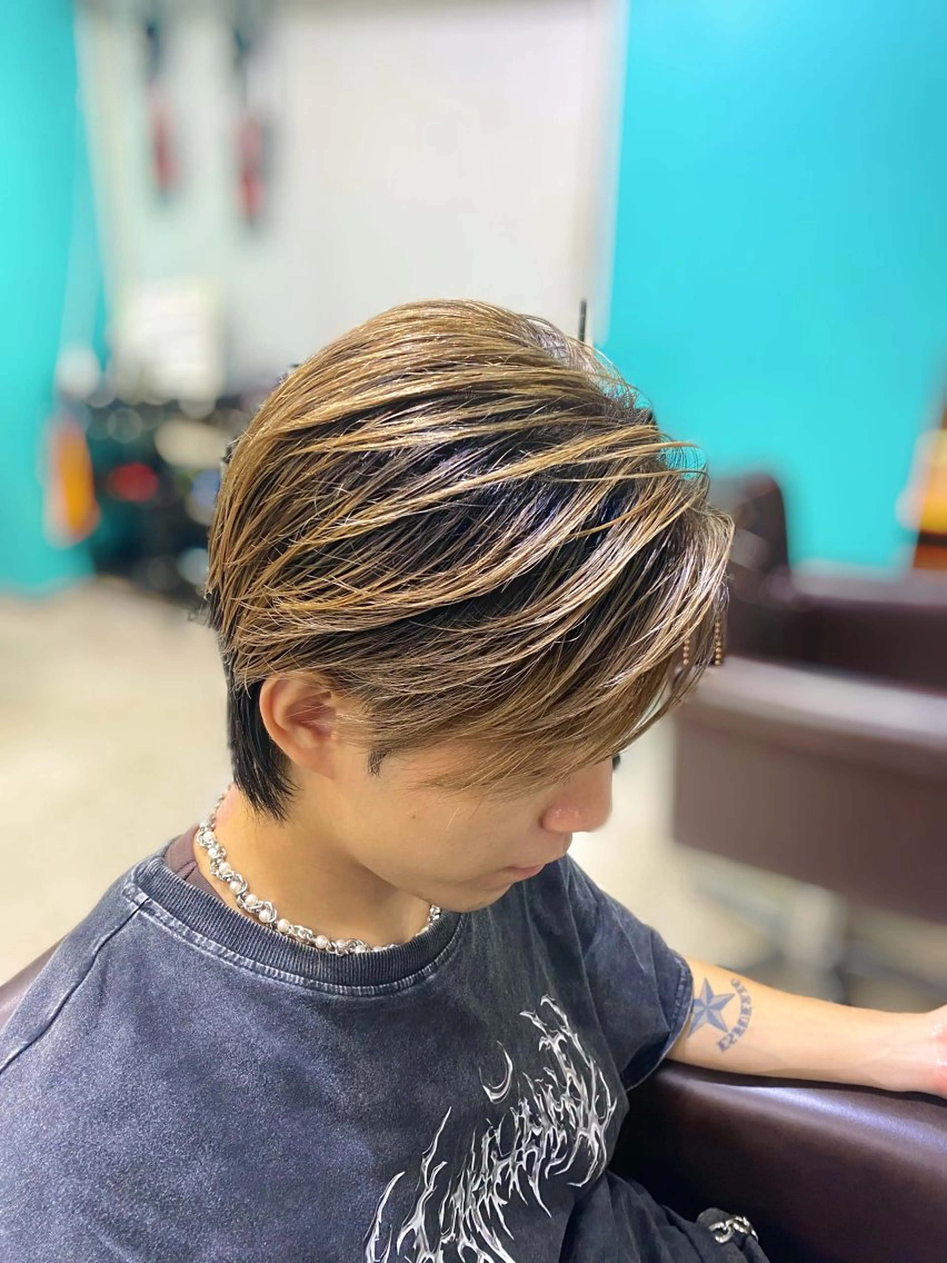 カラー メンズ レイヤーカット ショート/宮本洋介のヘアスタイル