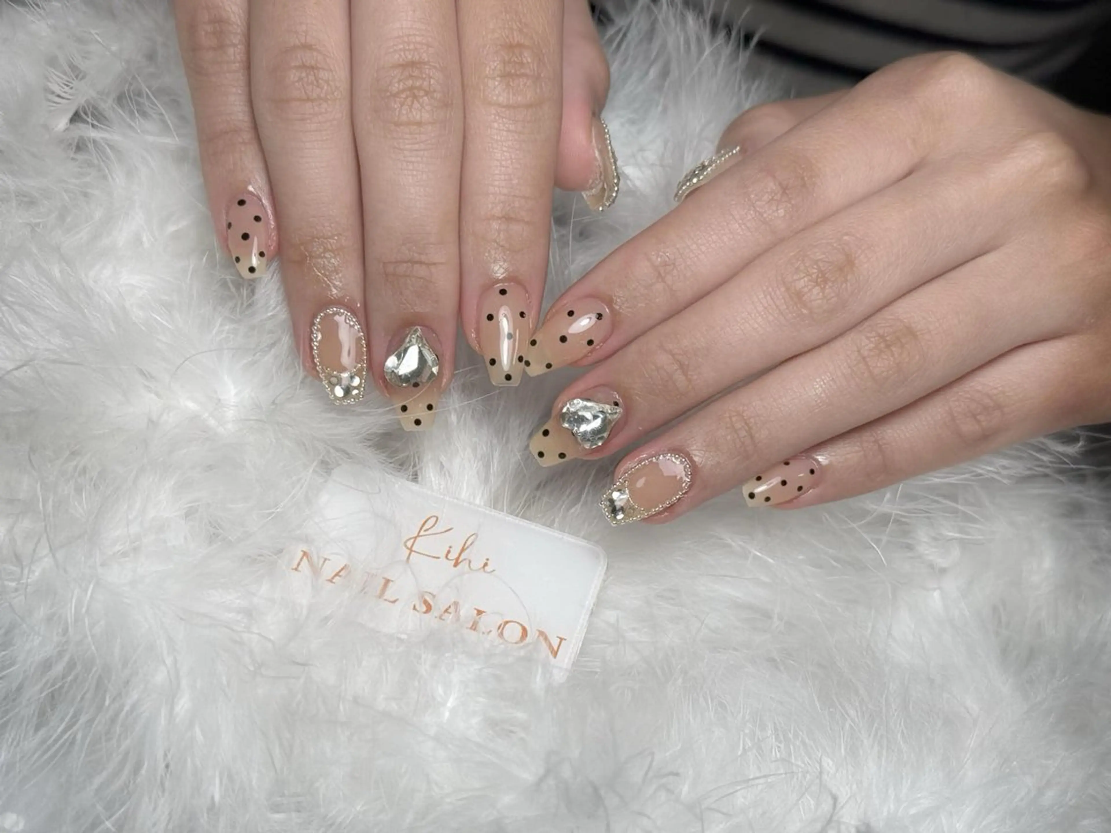 ネイル アートネイル フレンチネイル ジェルネイル グラデーション 韓国ネイル ハンドネイル ハンドケア さくら💮💮 【オフ無料】のネイルデザイン