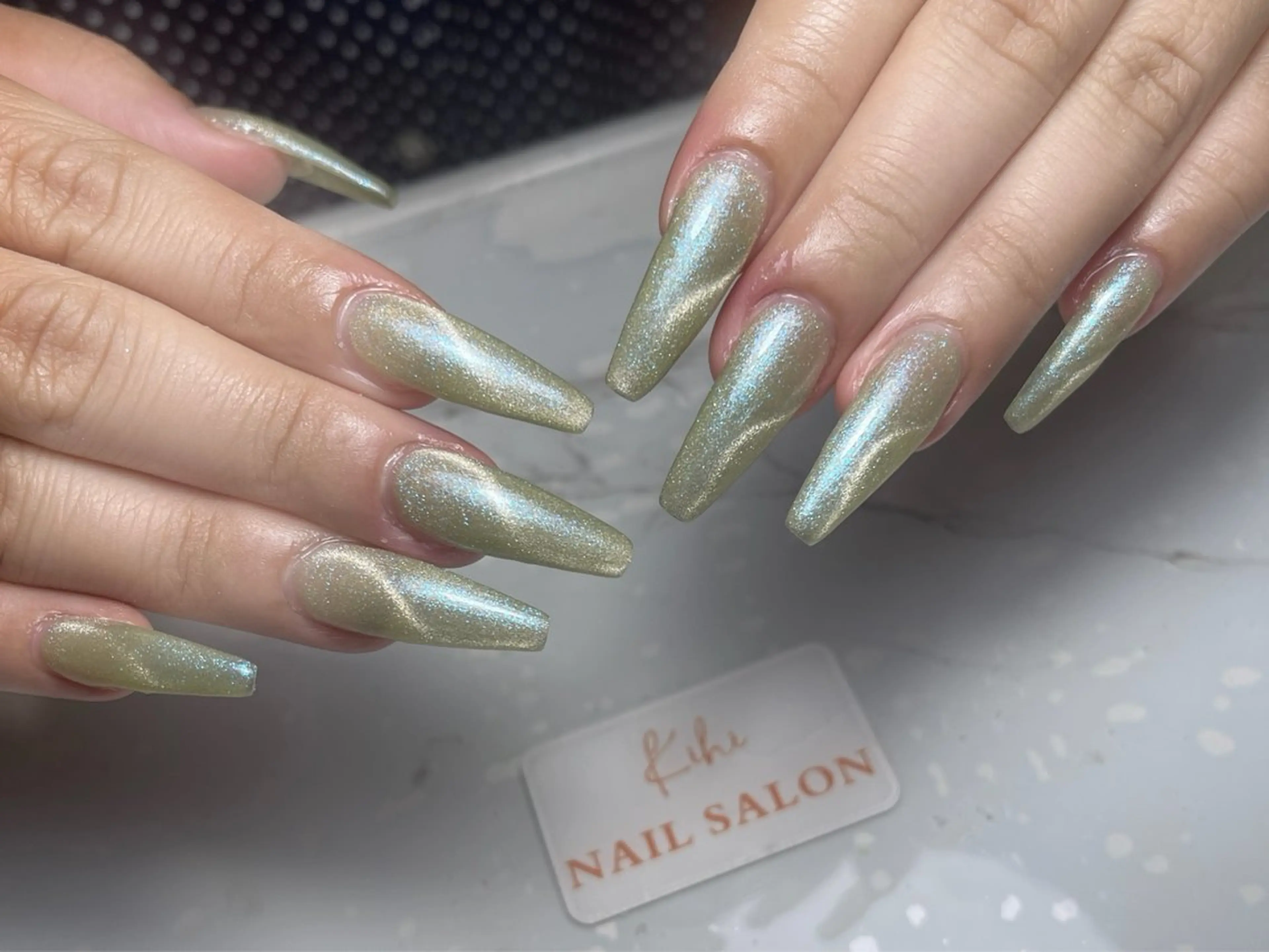 【ソフトジェル付き替えオフ無料】チップマグネットネイルの写真