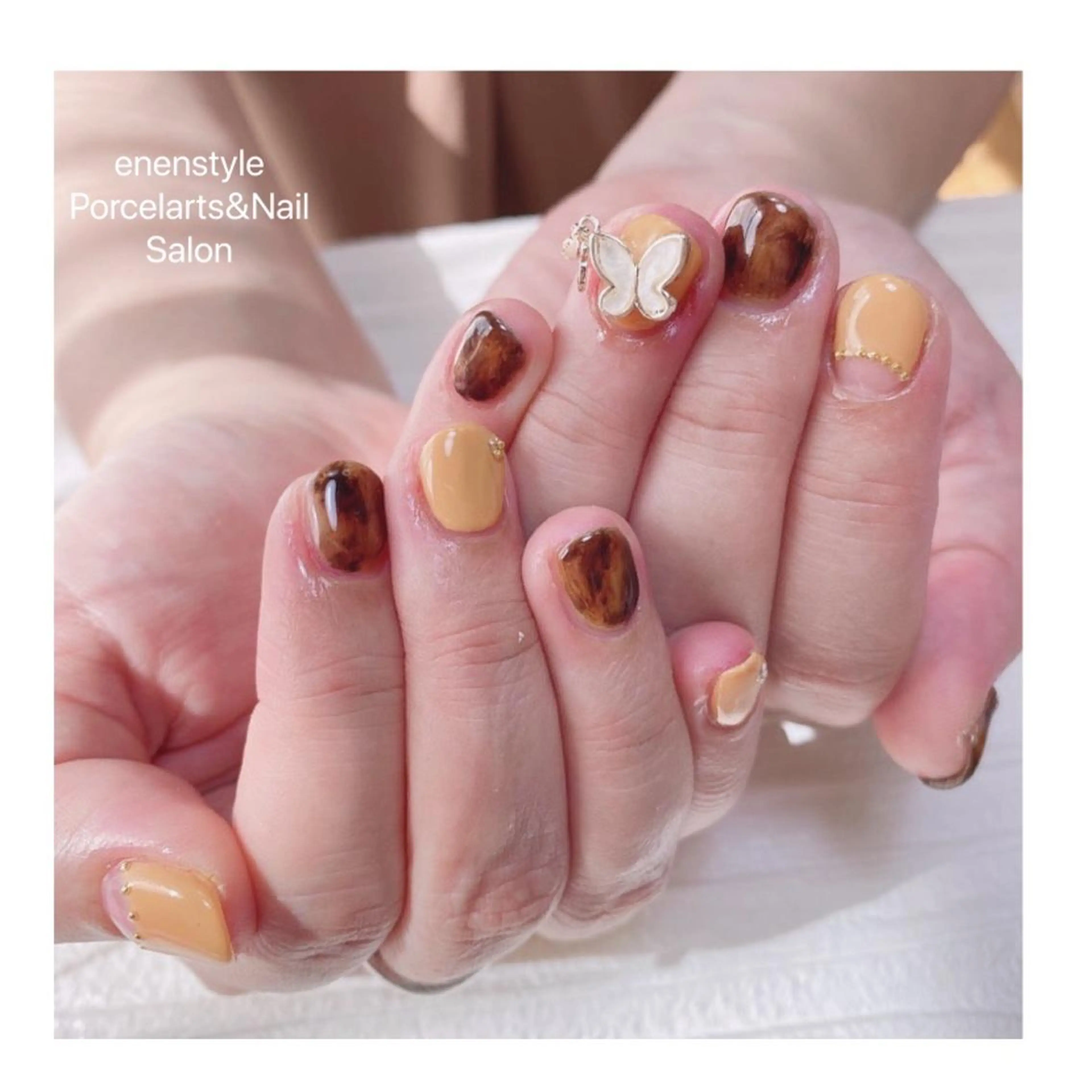 ショート ネイル ハンドネイル 👑enen style👑のネイルデザイン