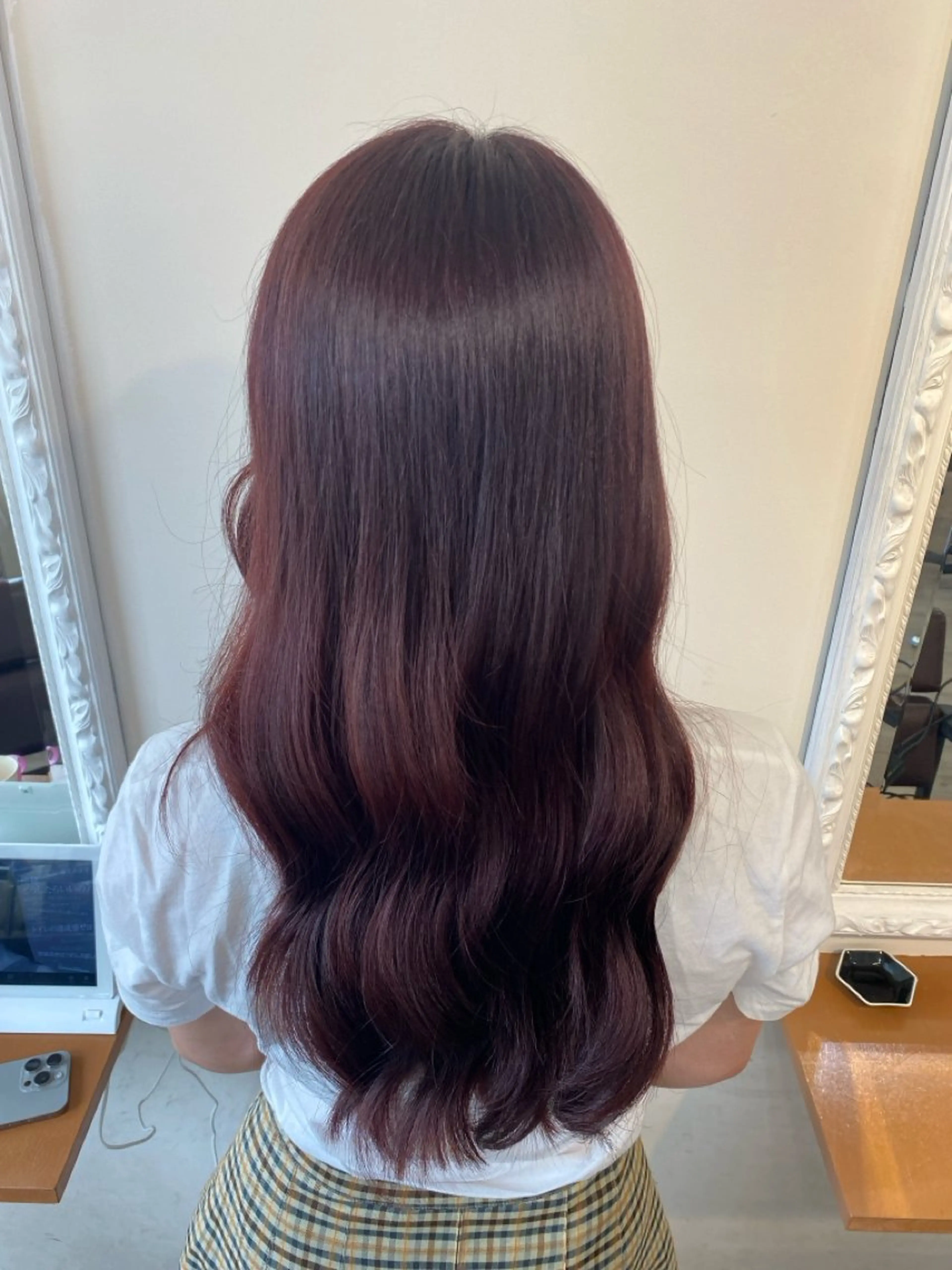 ロング カラー 松井 優佳のヘアスタイル