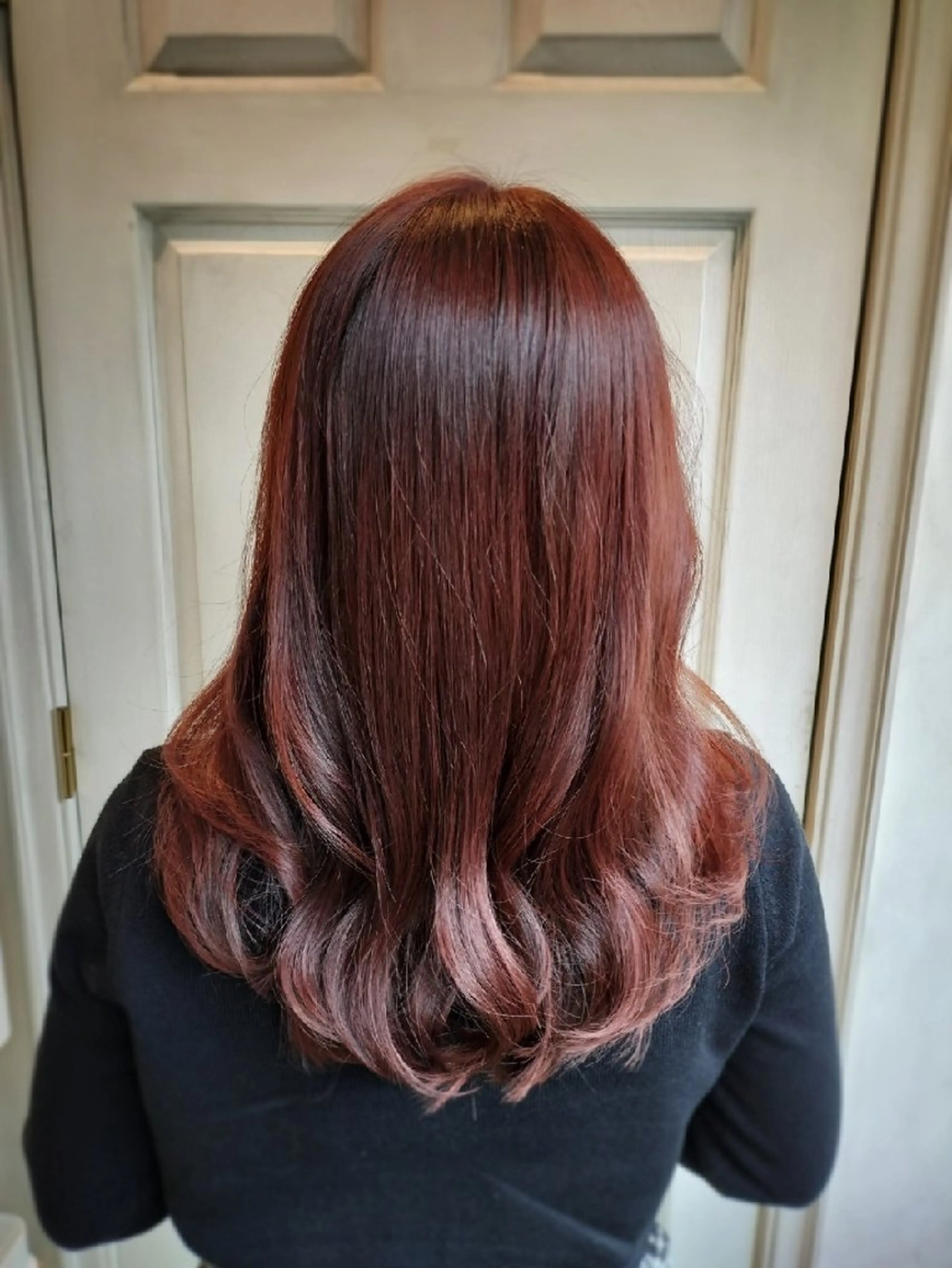 セミロング カラー Watanabe. cのヘアスタイル