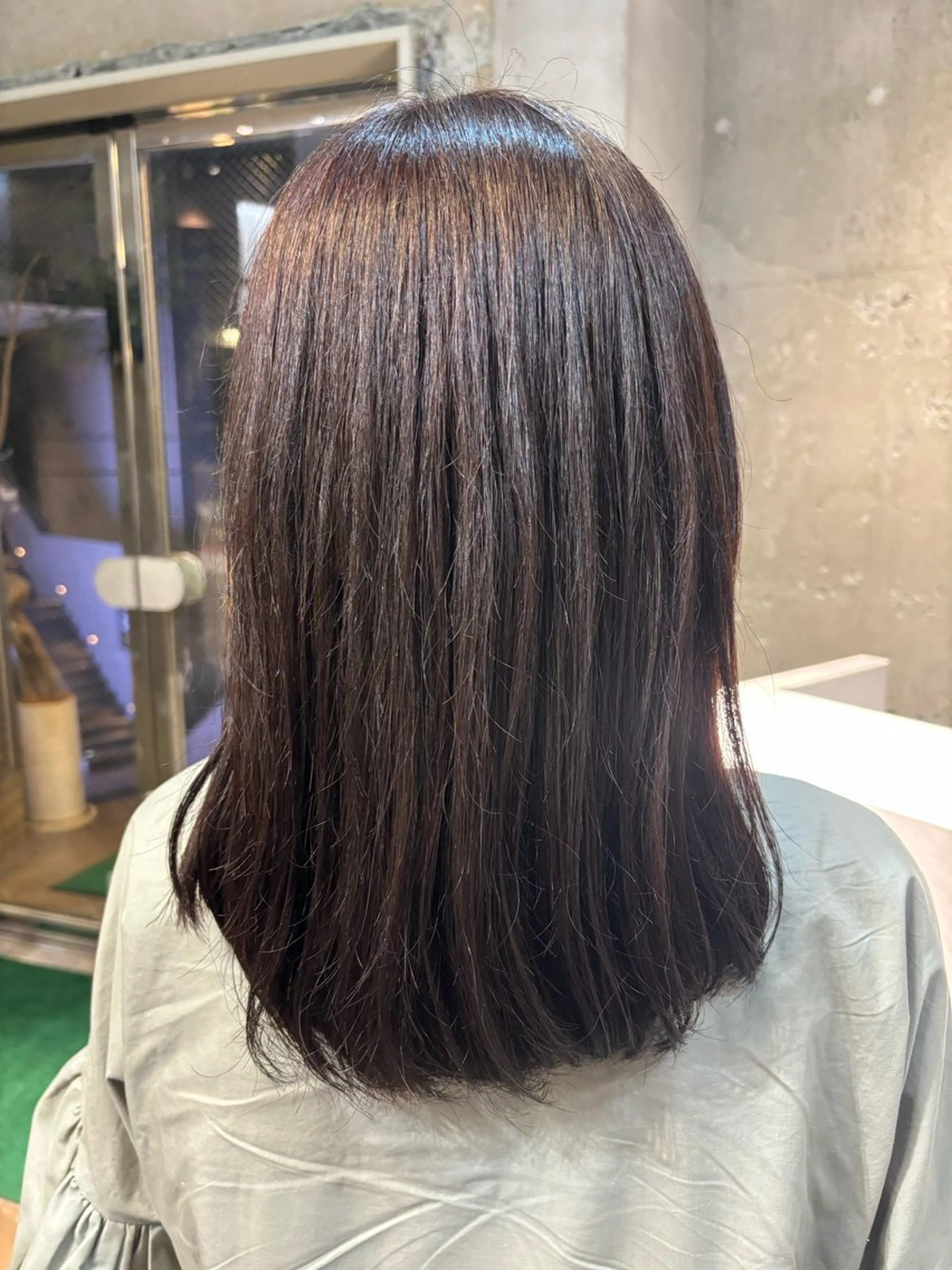 セミロング カラー ブラウンカラー パープルカラー パープルブラウン ショートパーマ 🫧ちひろ🫧のヘアスタイル