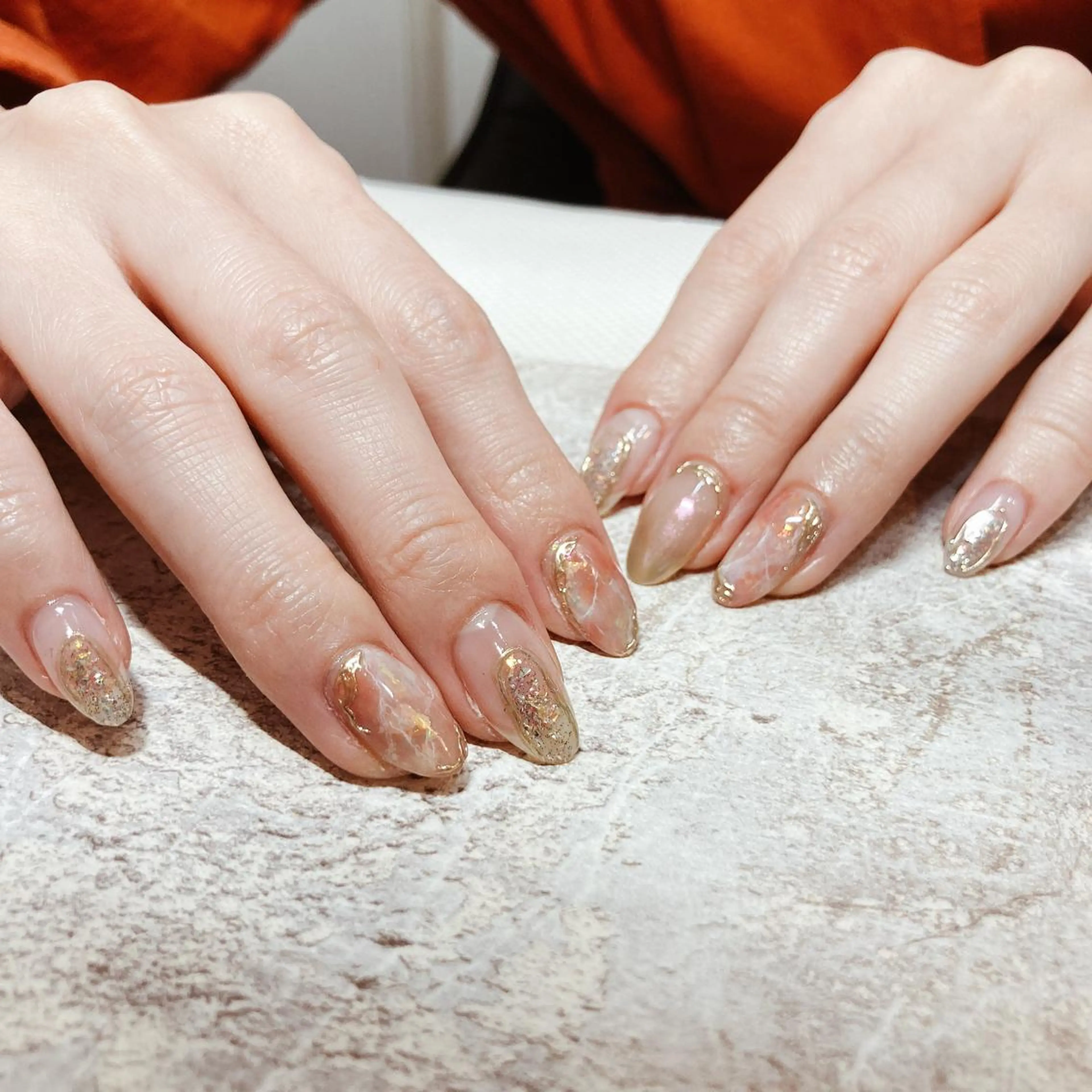 ネイル ニュアンスネイル elu ：nail＆eyeのネイルデザイン