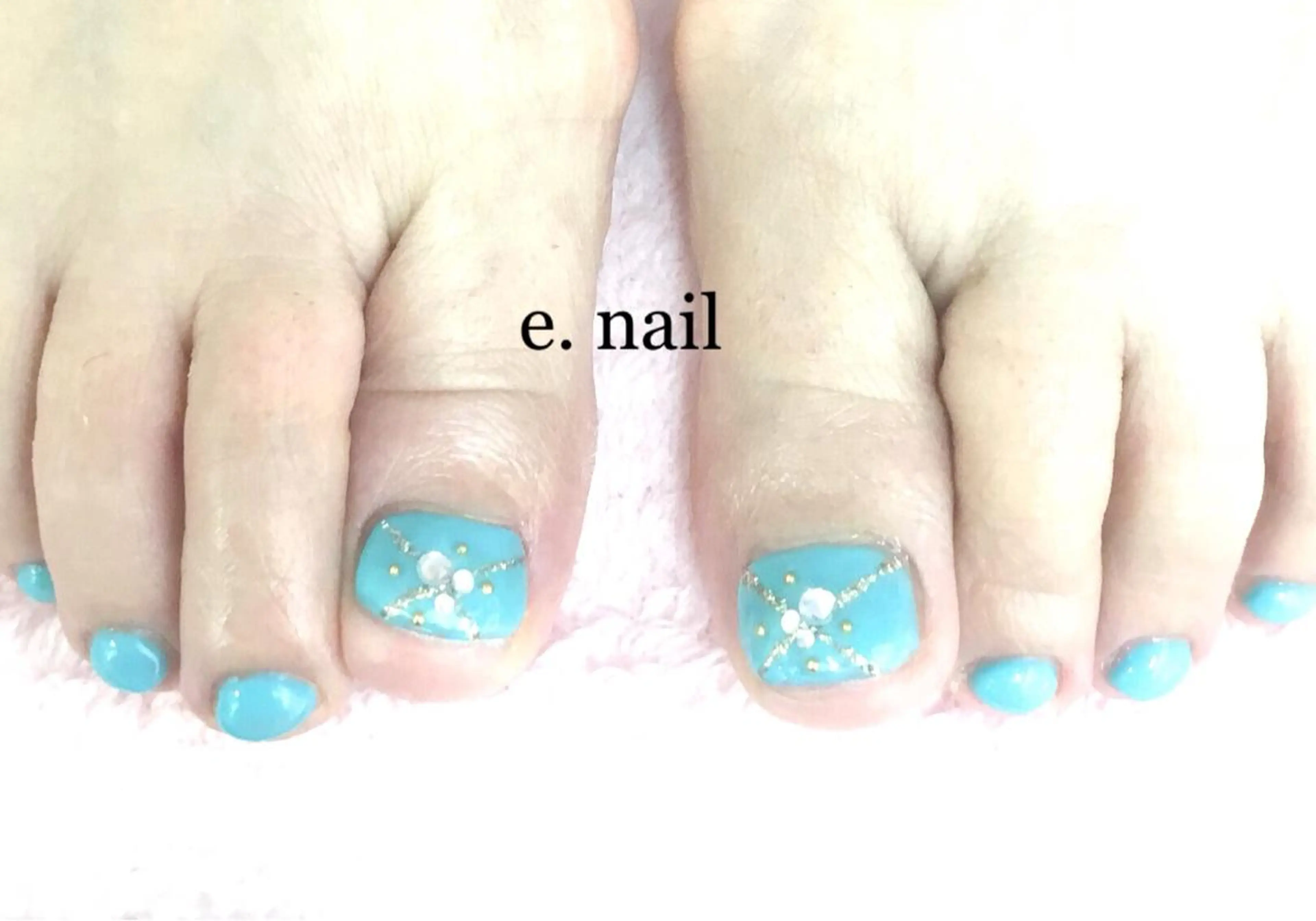 ネイル e.nail所属・和賀井 恵理のネイルデザイン