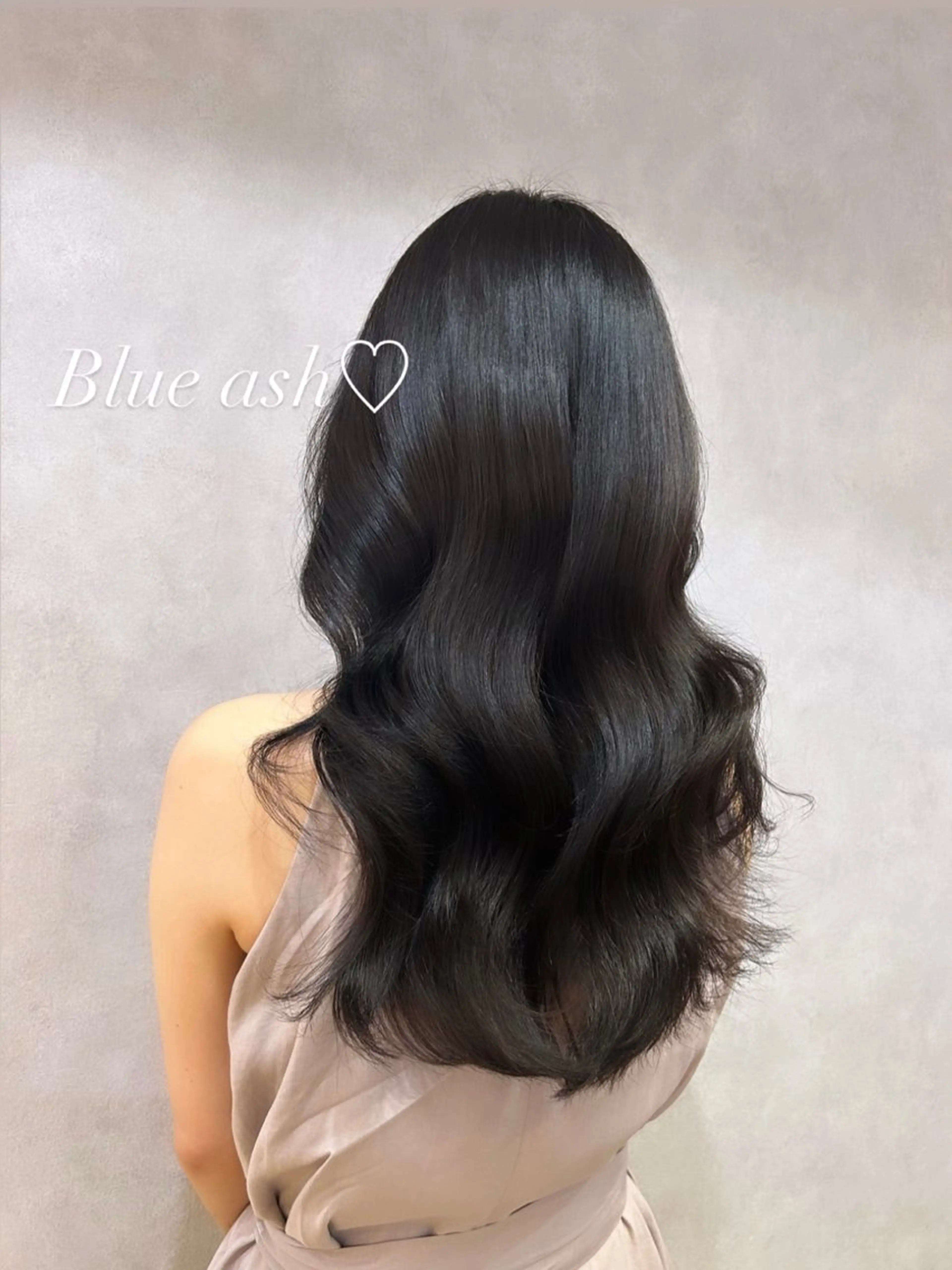 ロング カラー ヘアアレンジ アッシュ ブルーカラー ブルーアッシュ 韓国風ヘア レイヤーカット SALOWIN銀座一丁目suite店所属・🩷韓国ヘア/ヨシン モリ🩷Maikaのヘアスタイル