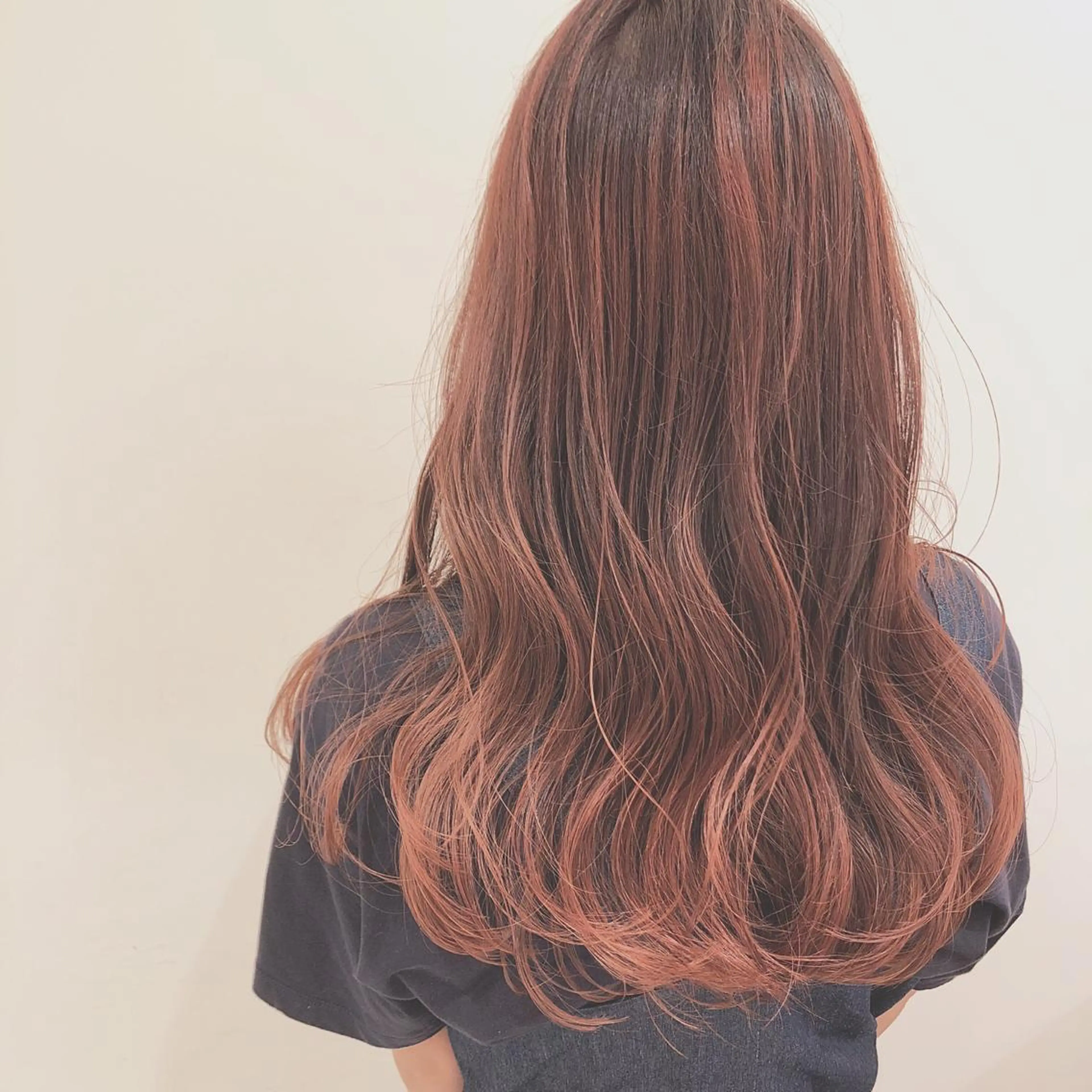 ロング カラー cyan SANAMIのヘアスタイル