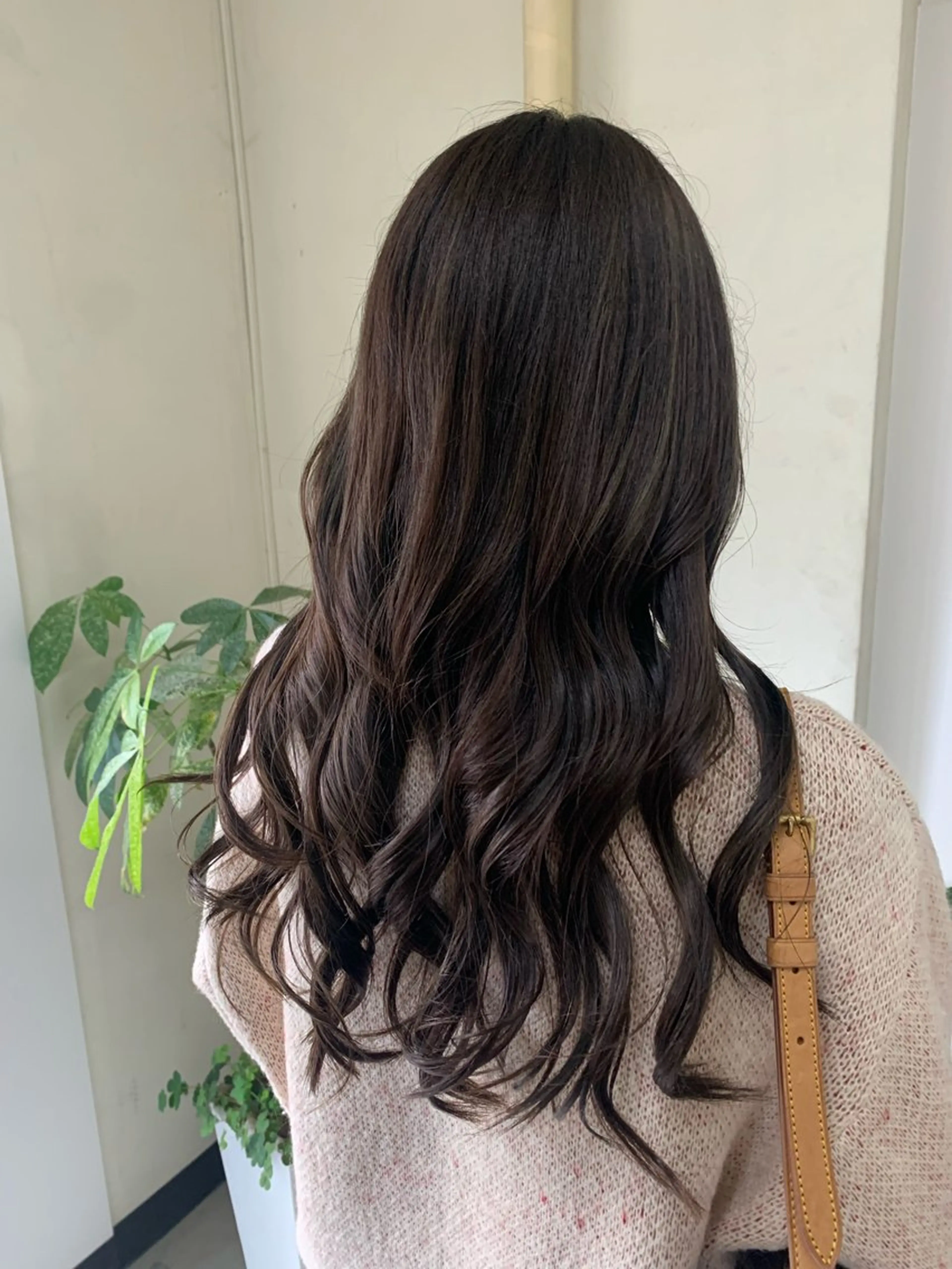 ロング 透明感カラー wacoのヘアスタイル