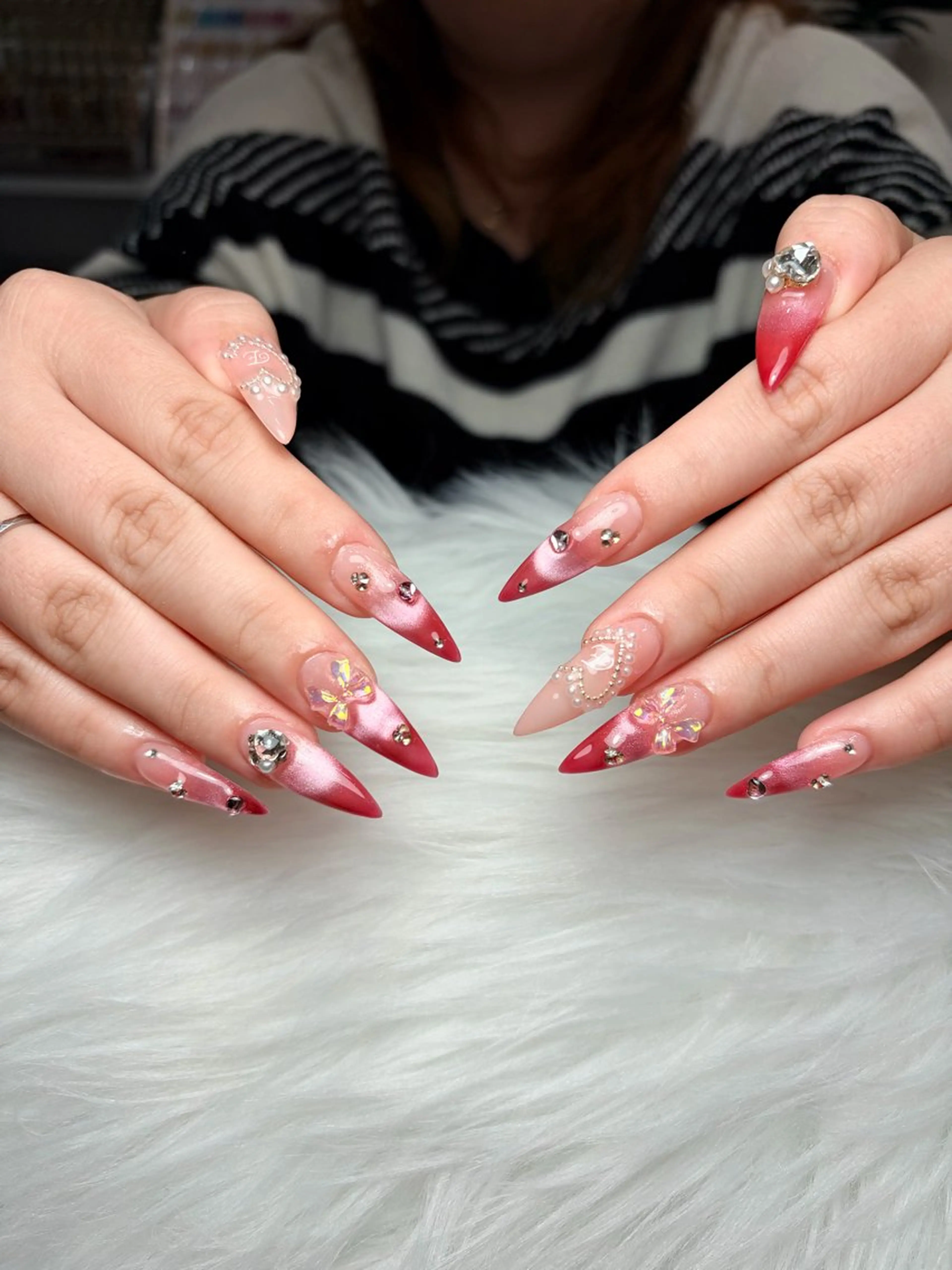 ネイル アートネイル 長さ出し ジェルネイル マグネットネイル ニュアンスネイル ハンドネイル Cloudy Chan Nailのネイルデザイン