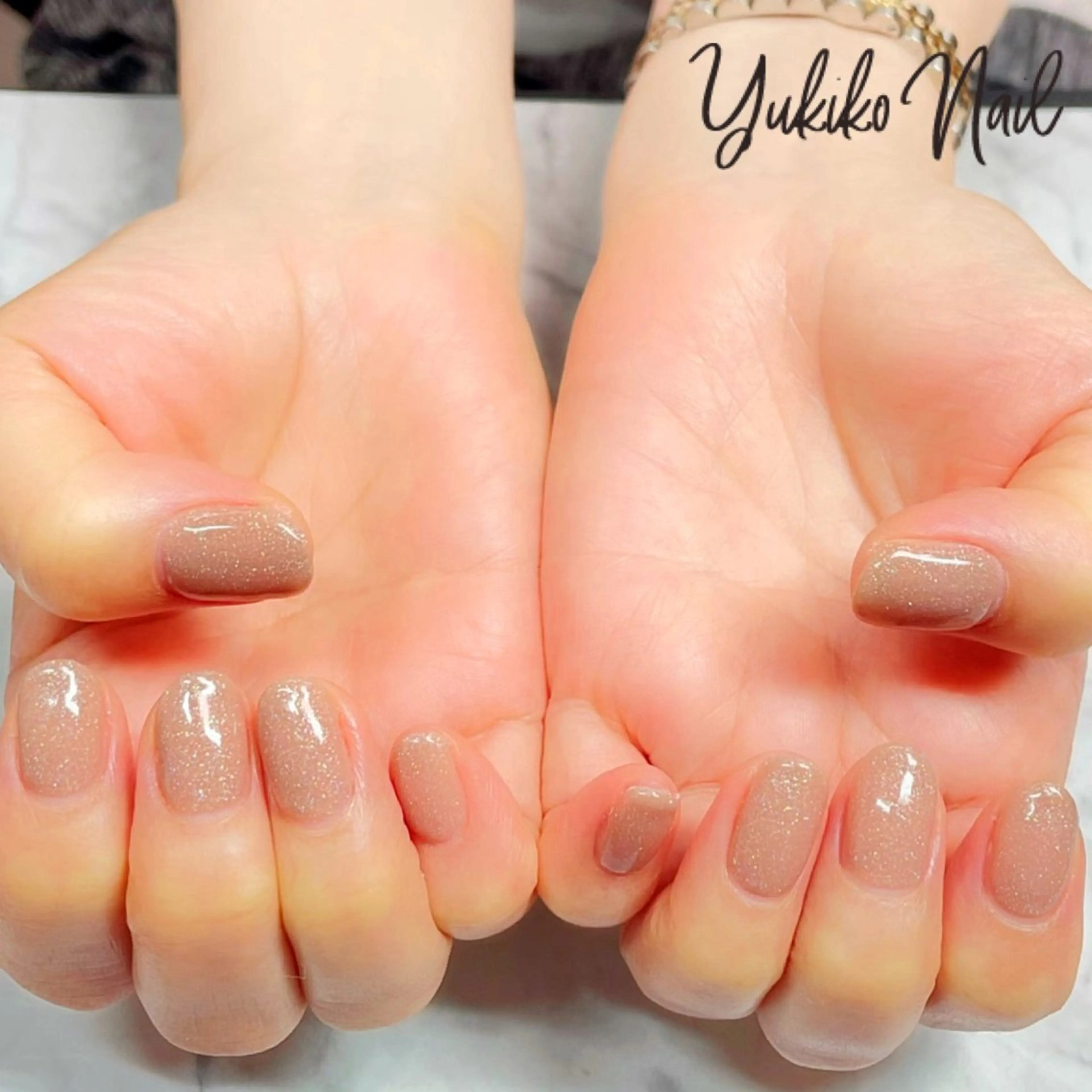ネイル ブラウン ラメ(グリッター) オフィスネイル ワンカラーネイル シンプルネイル ハンドネイル ユキコ ネイルのネイルデザイン