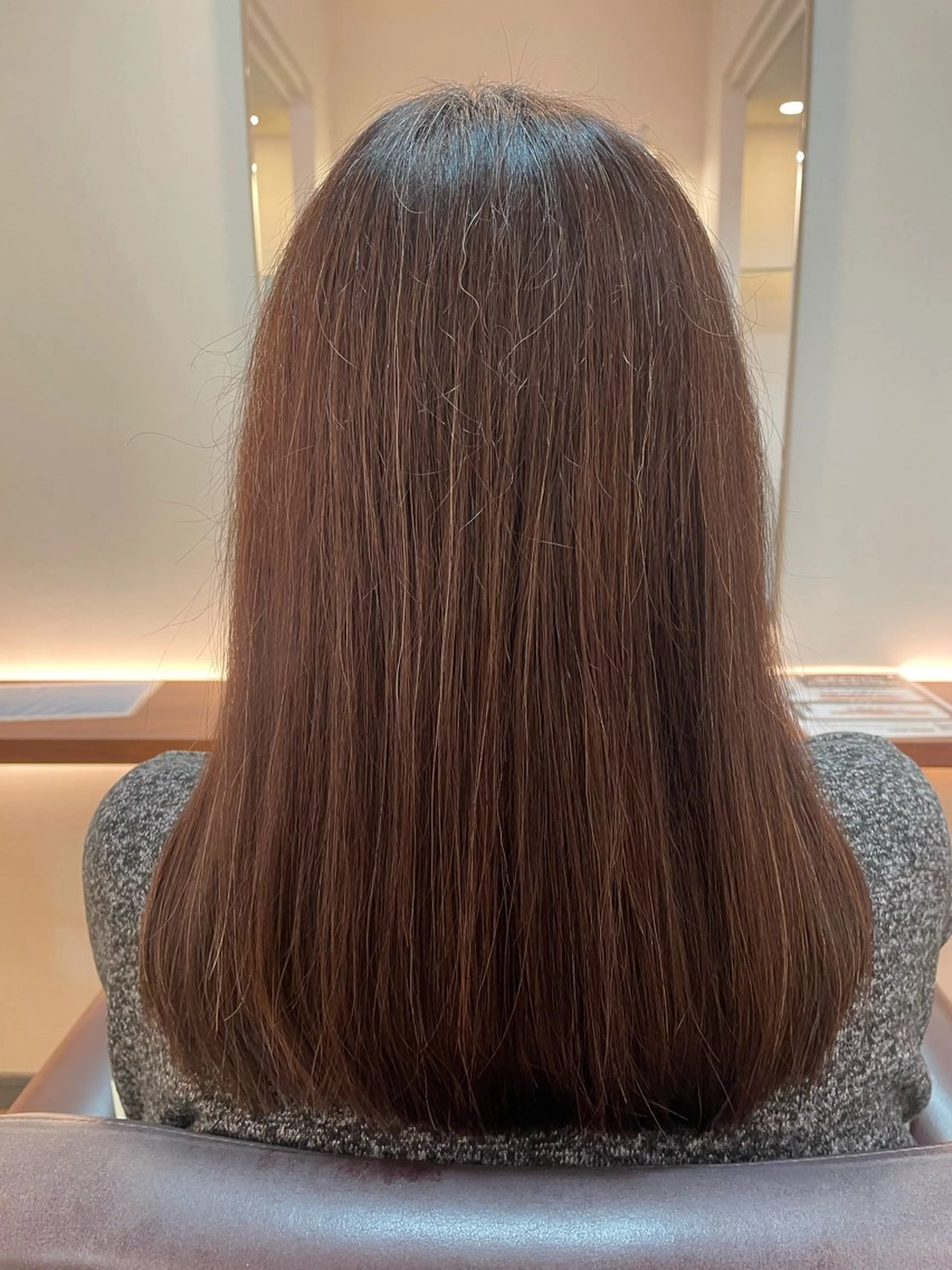 セミロング 平 真亜里のヘアスタイル