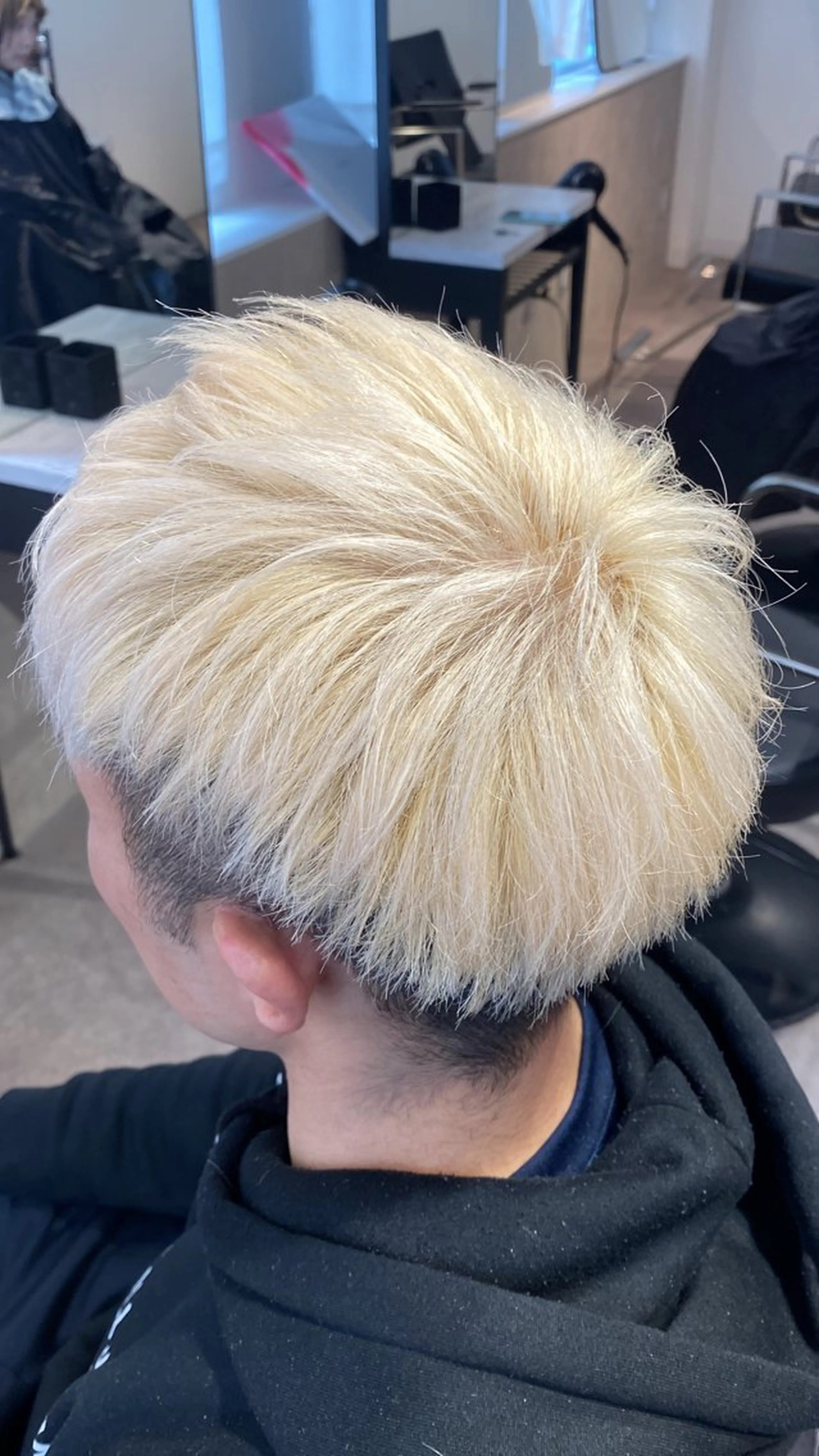 カラー ブリーチ ブロンド ハイトーンカラー カット ヘアカラー Seleneコウキ ブリーチ/ハイトーンのヘアスタイル