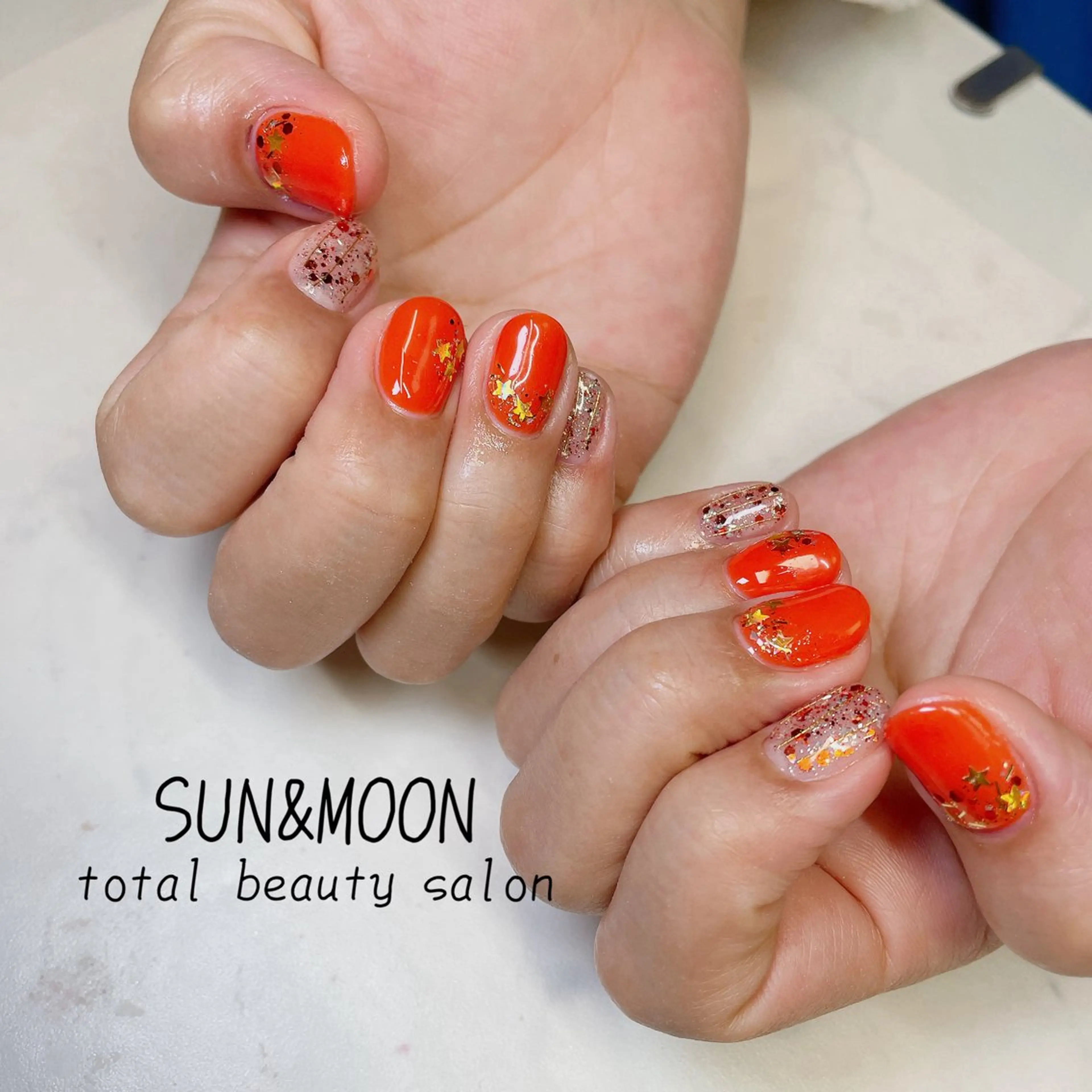 ネイル SUN&MOON REOのネイルデザイン