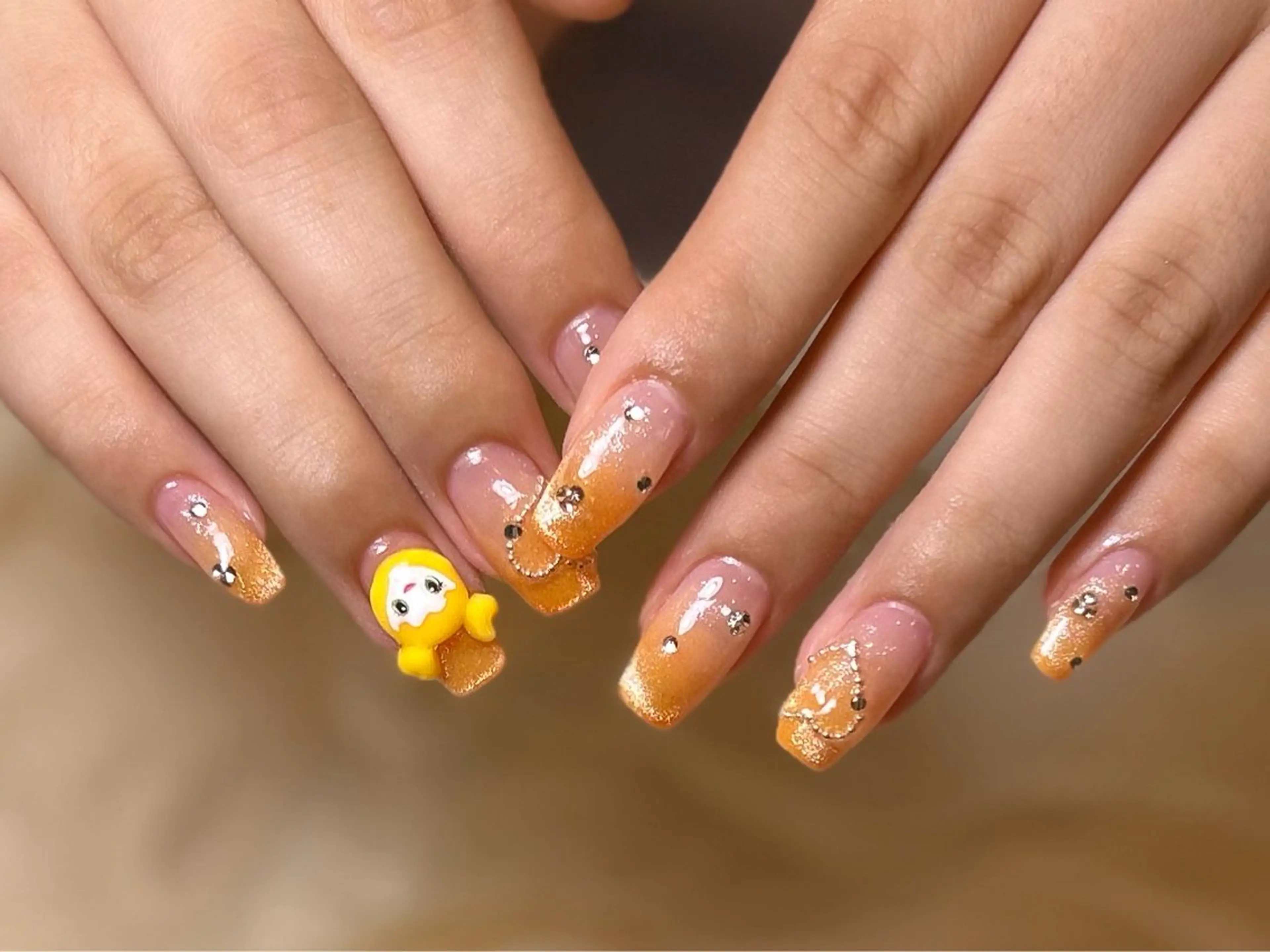 ネイル ハンドネイル amour 平塚店のネイルデザイン