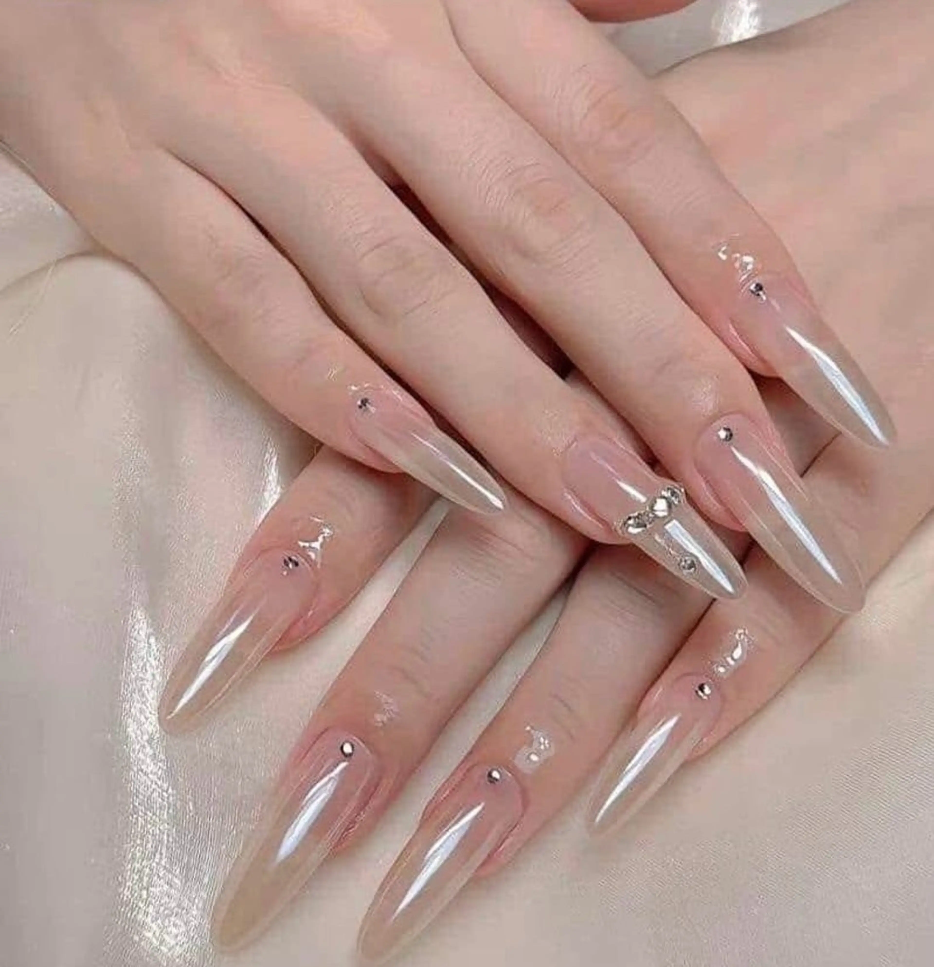 ネイル Ruby Nail 霞ヶ関店のネイルデザイン