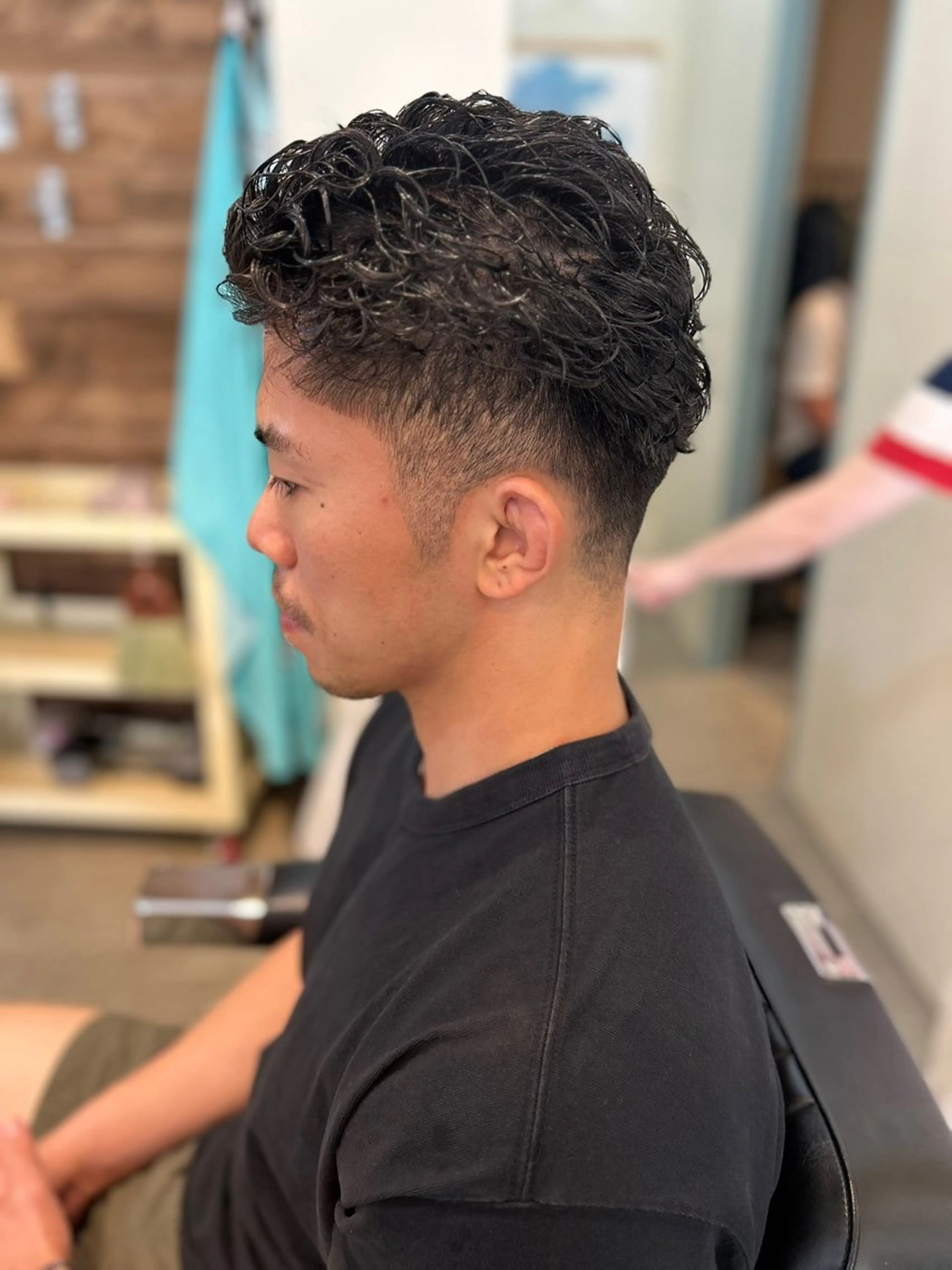 ショート パーマ メンズ パーマ 鴇巣 翼のヘアスタイル