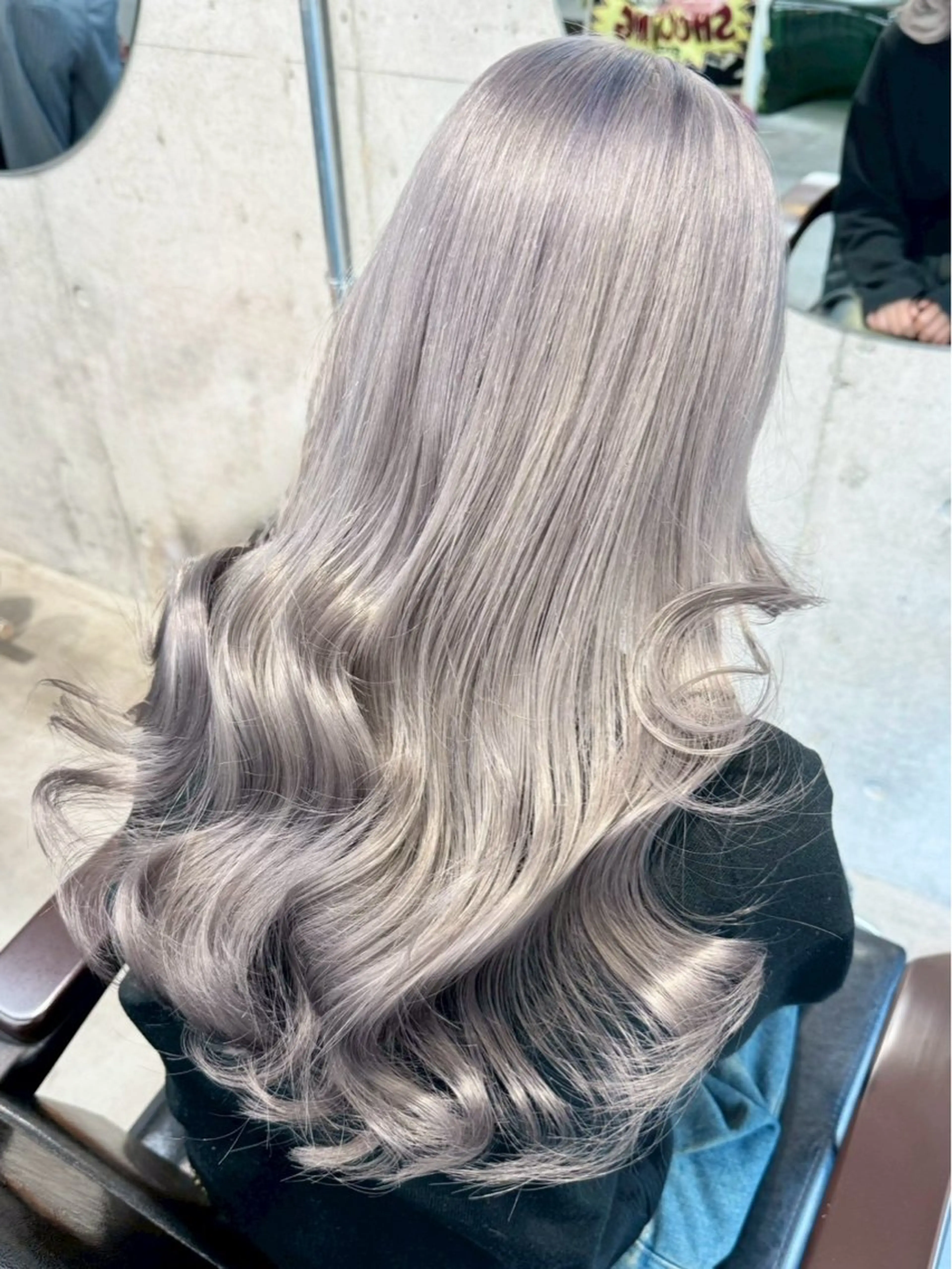 ロング ☪️艶々ハイトーン coco🍀︎✨のヘアスタイル